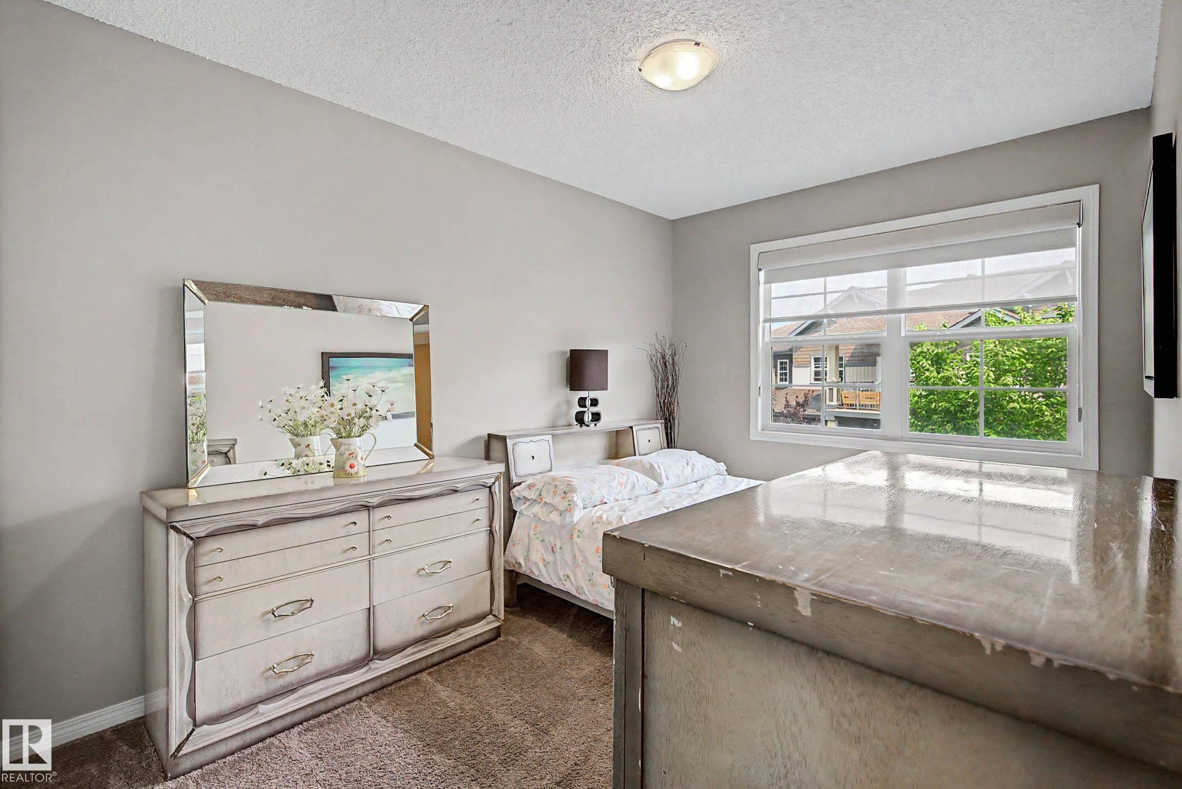https://zimg.paragon.ice.com/ParagonImages/Property/PM/RAE/225409448/22/0/0/ace6fdb165ae9847f5cc4cd1027fbf5c/1/076c126f8842ba0ddf452edb47b27e61/225409448-28147783-ffa6-4583-9c70-687d45b60e17.JPG