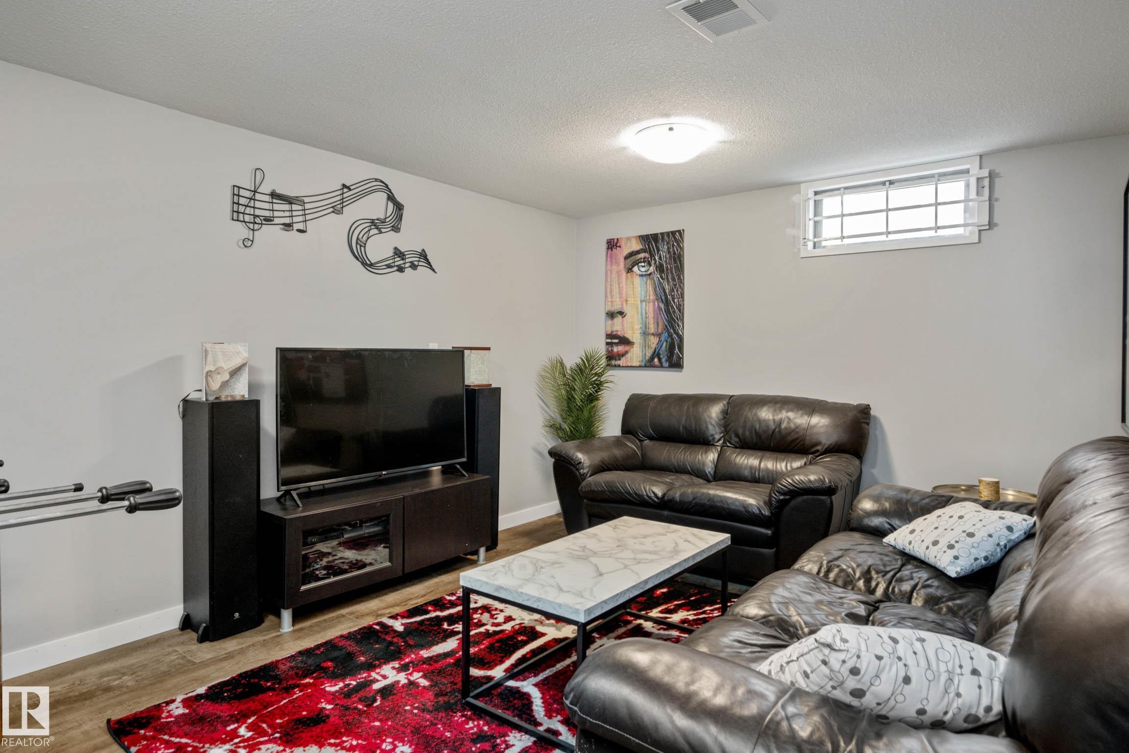 Photo 19 at 13411 131 Street NW, Wellington, Edmonton