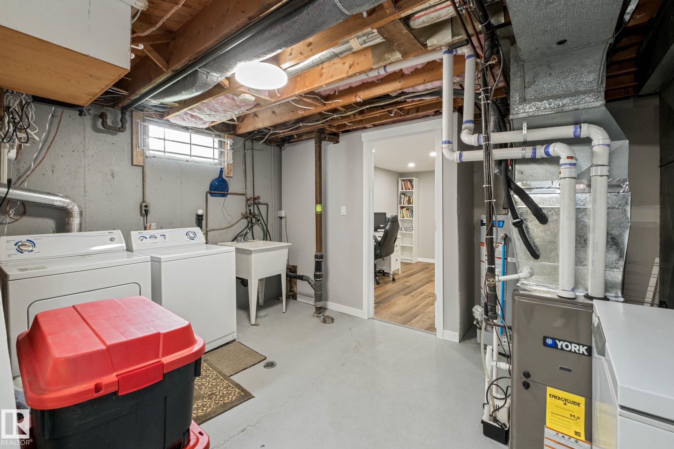 Photo 26 at 13411 131 Street NW, Wellington, Edmonton
