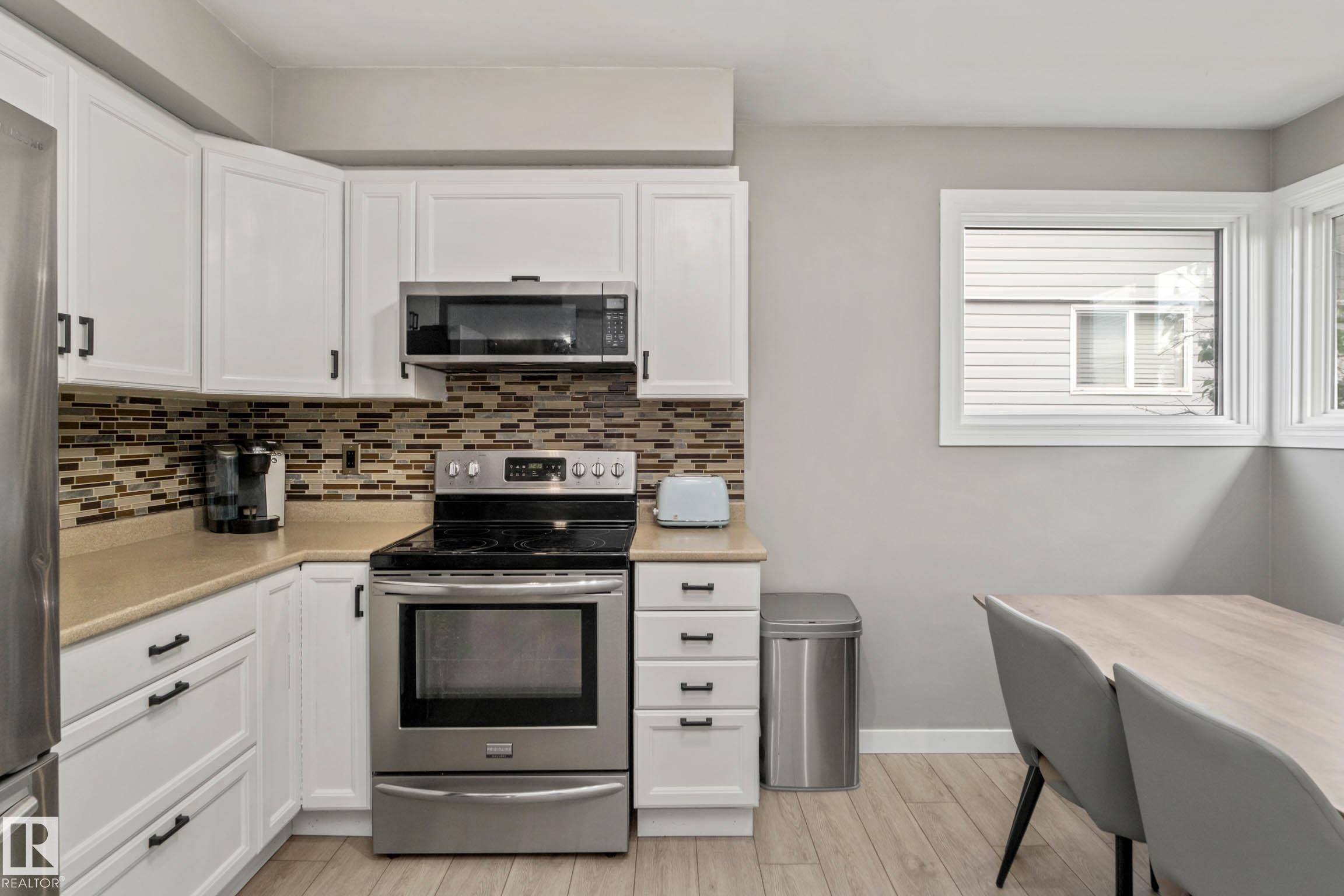 Photo 10 at 13411 131 Street NW, Wellington, Edmonton