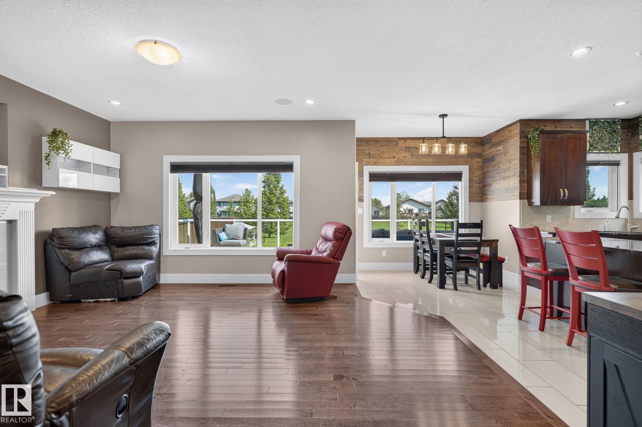 Photo 6 at 42 Sienna Gate, Sienna, Fort Saskatchewan