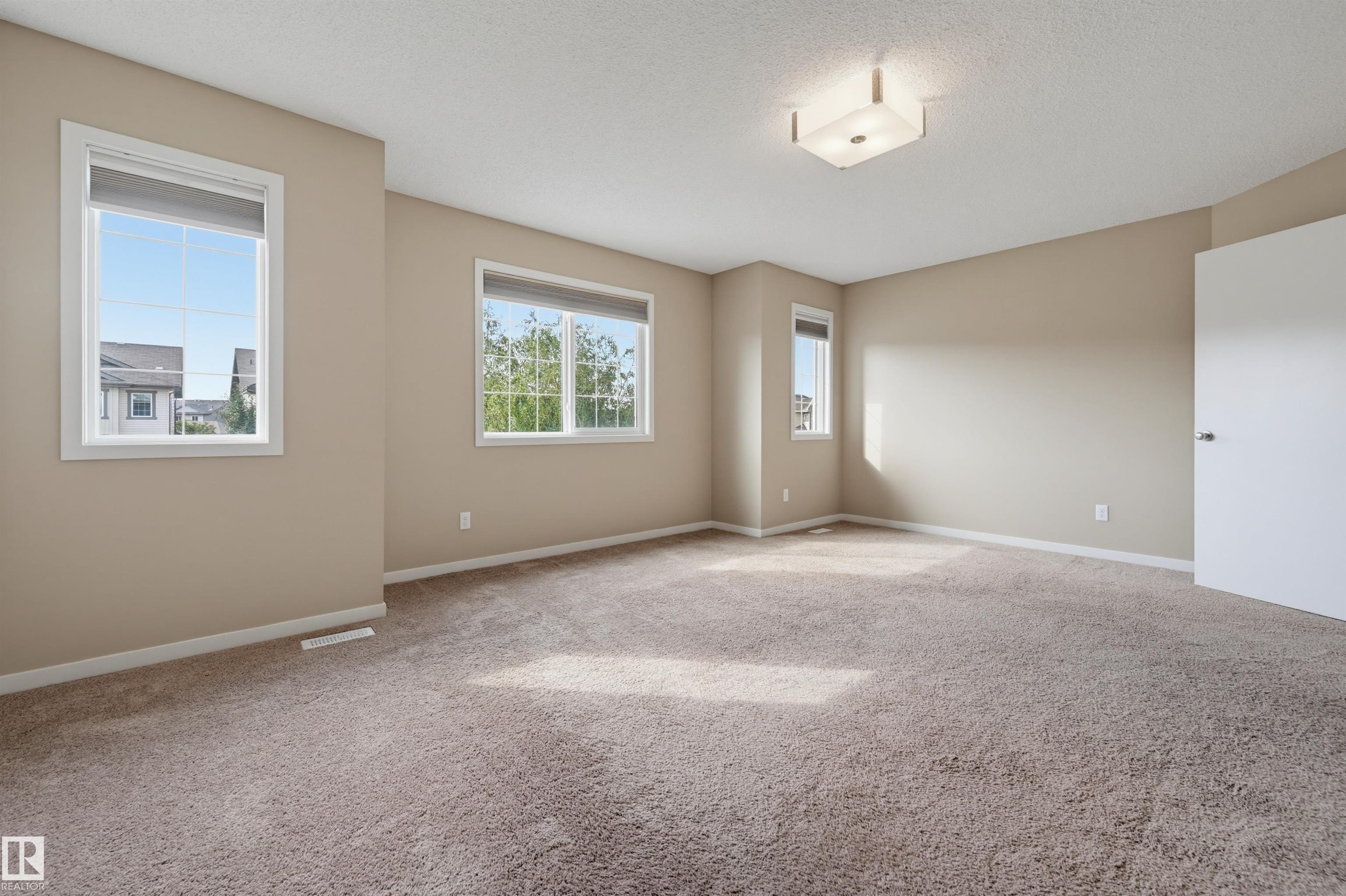 Photo 23 at 16428 12 Avenue SW, Glenridding Heights, Edmonton
