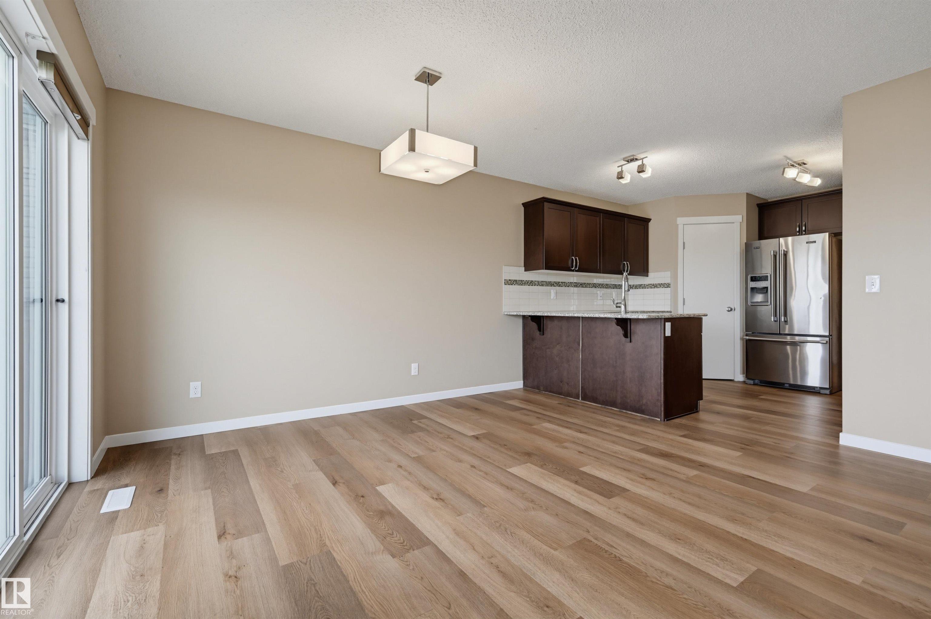 Photo 8 at 16428 12 Avenue SW, Glenridding Heights, Edmonton