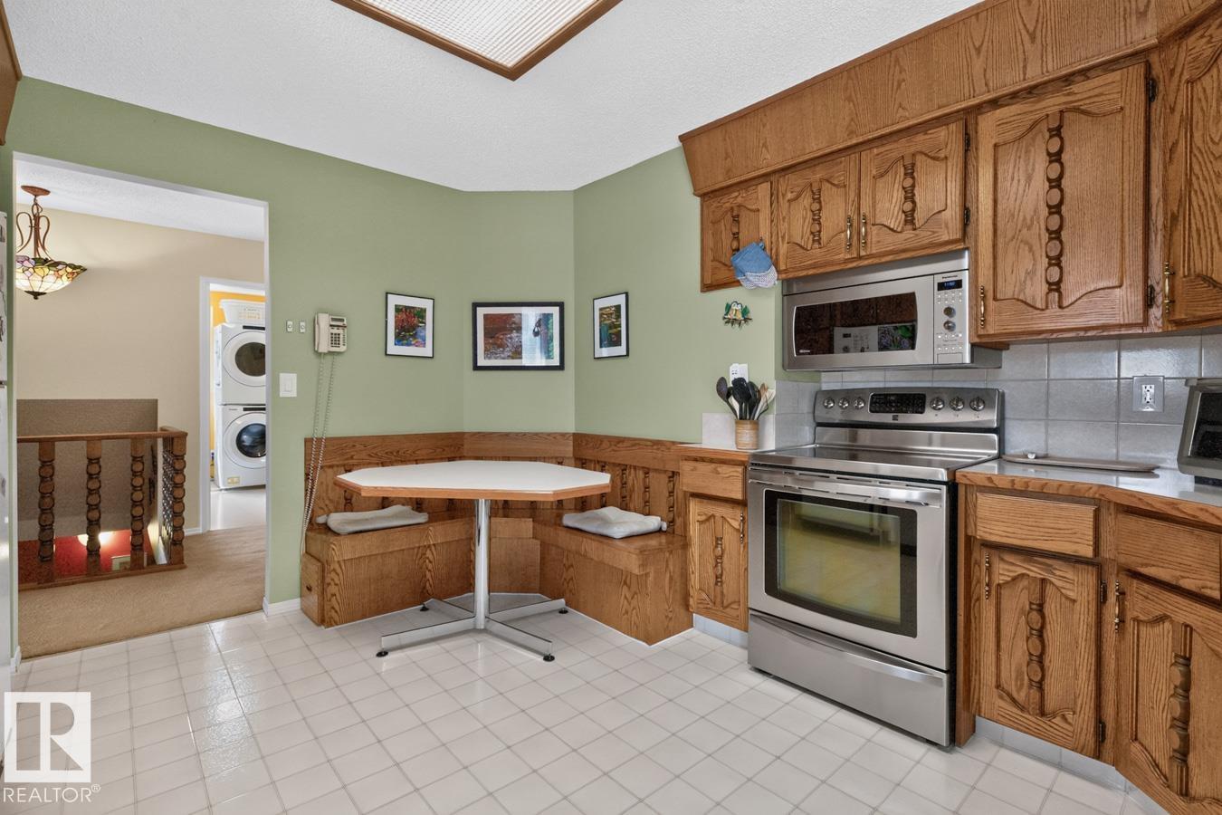 Photo 11 at 3 Hummingbird Court, Brentwood, Sherwood Park