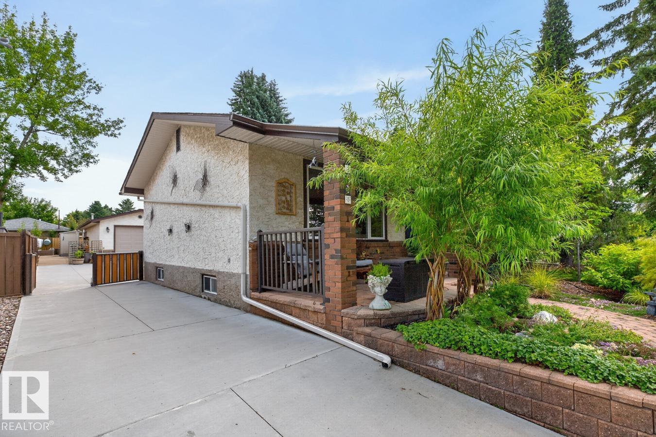 Photo 34 at 3 Hummingbird Court, Brentwood, Sherwood Park
