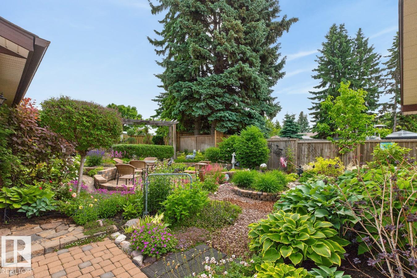 Photo 36 at 3 Hummingbird Court, Brentwood, Sherwood Park