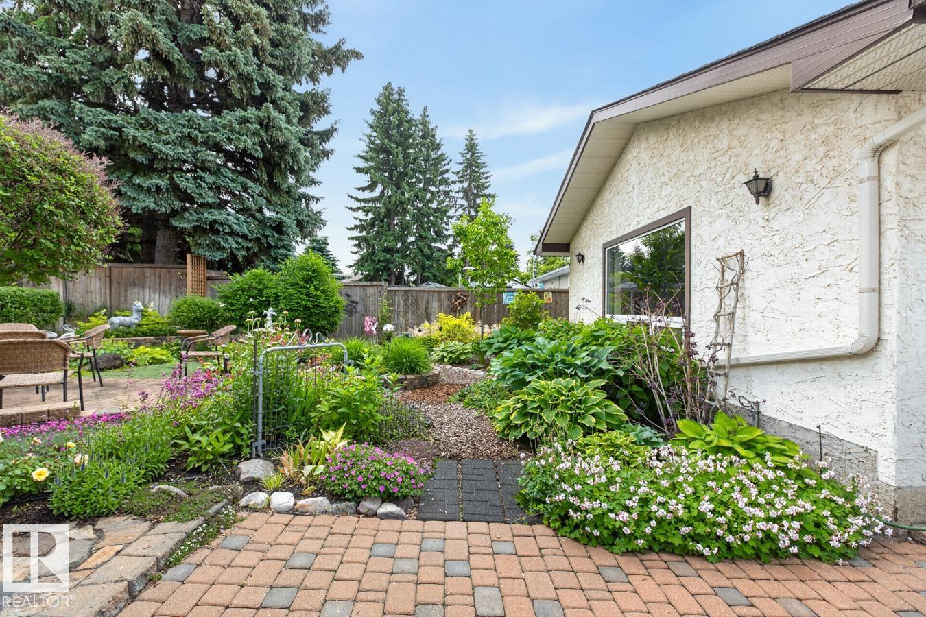 Photo 37 at 3 Hummingbird Court, Brentwood, Sherwood Park