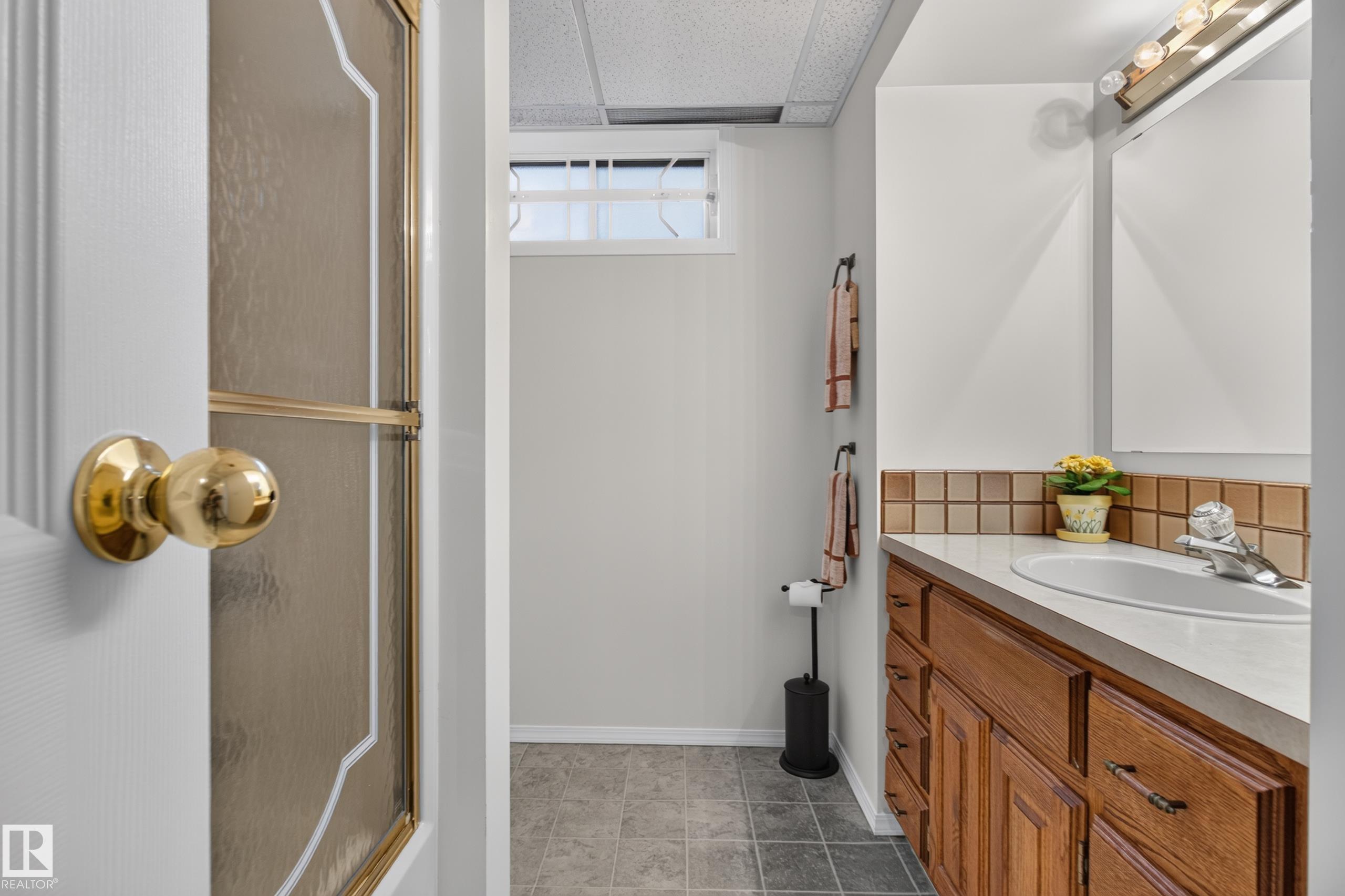 Photo 36 at 17603 85 Avenue NW, Thorncliffe, Edmonton