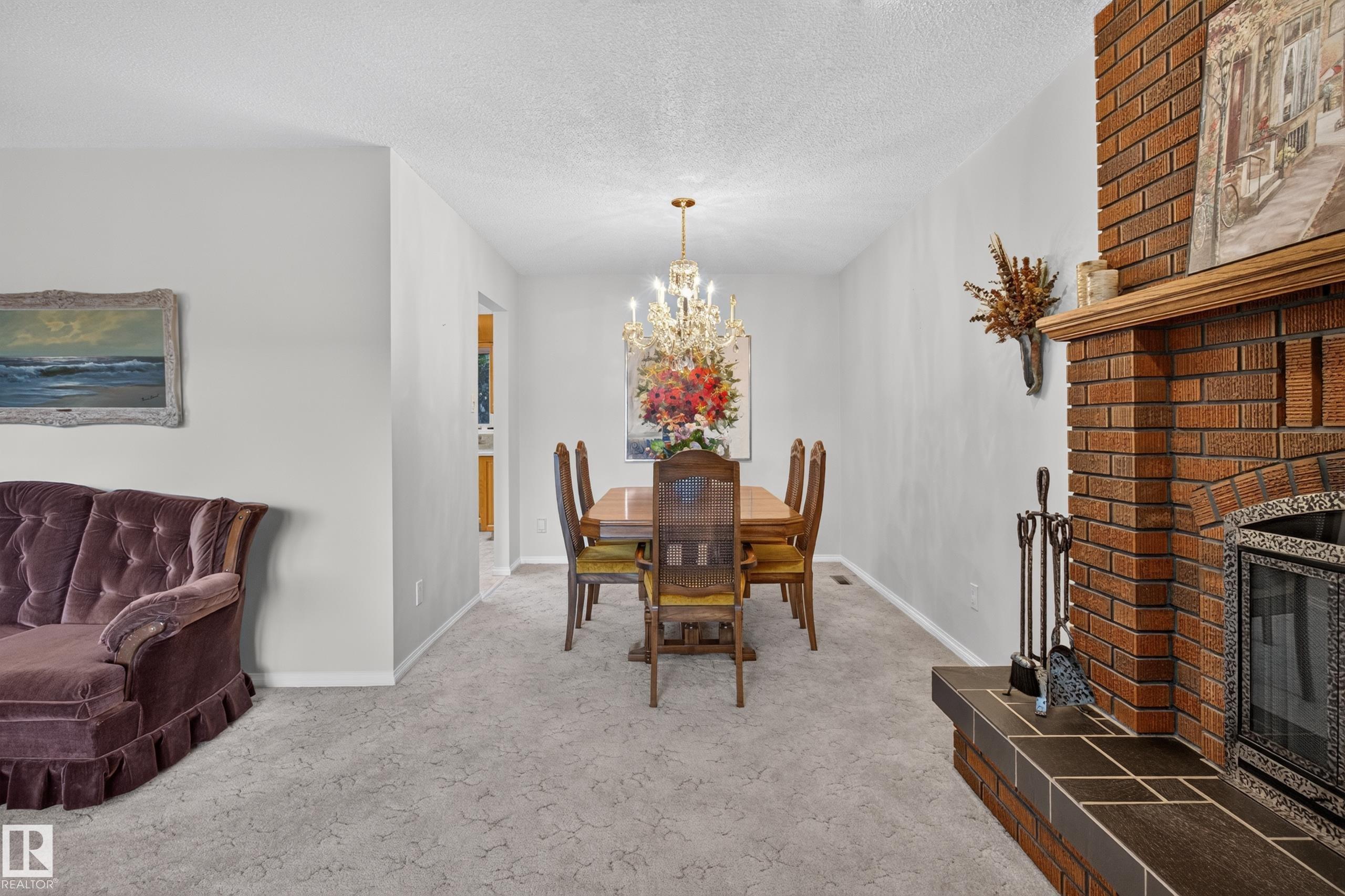 Photo 8 at 17603 85 Avenue NW, Thorncliffe, Edmonton