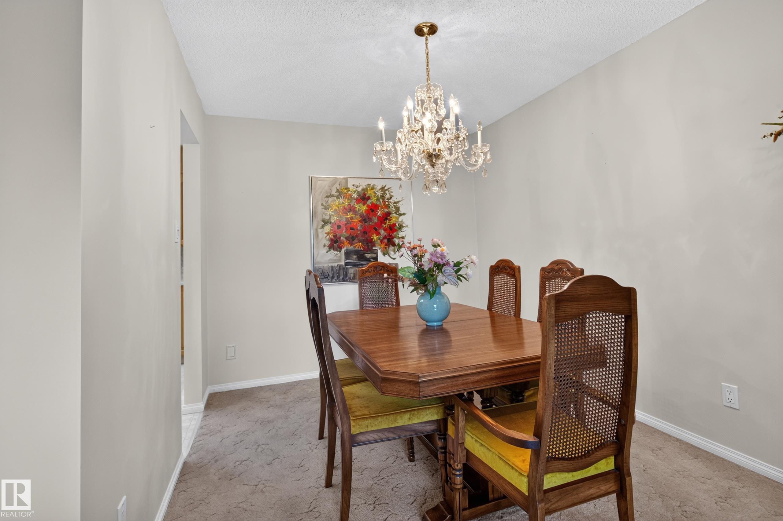 Photo 9 at 17603 85 Avenue NW, Thorncliffe, Edmonton