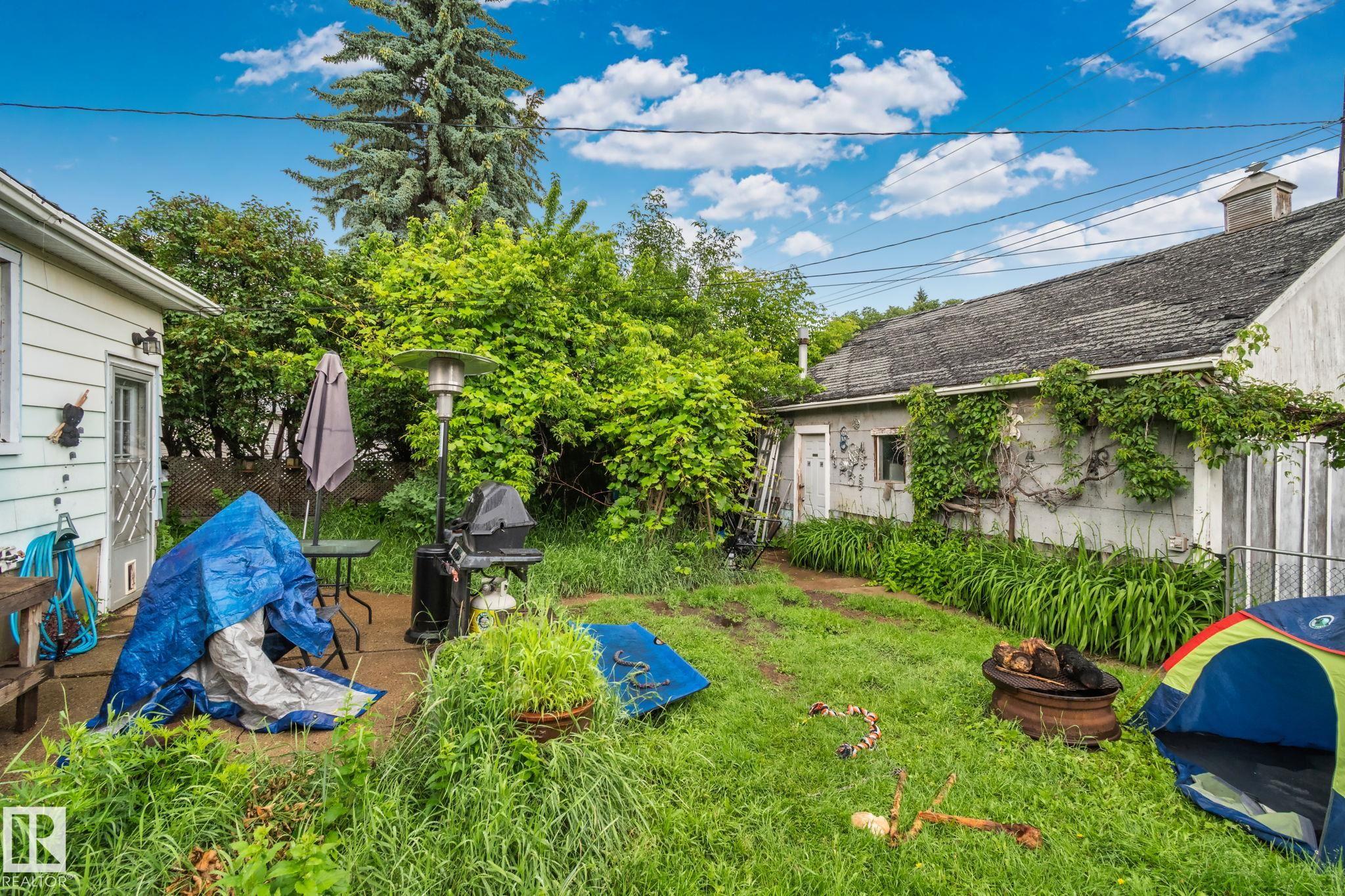 Photo 10 at 11209 38 Street NW, Beverly Heights, Edmonton