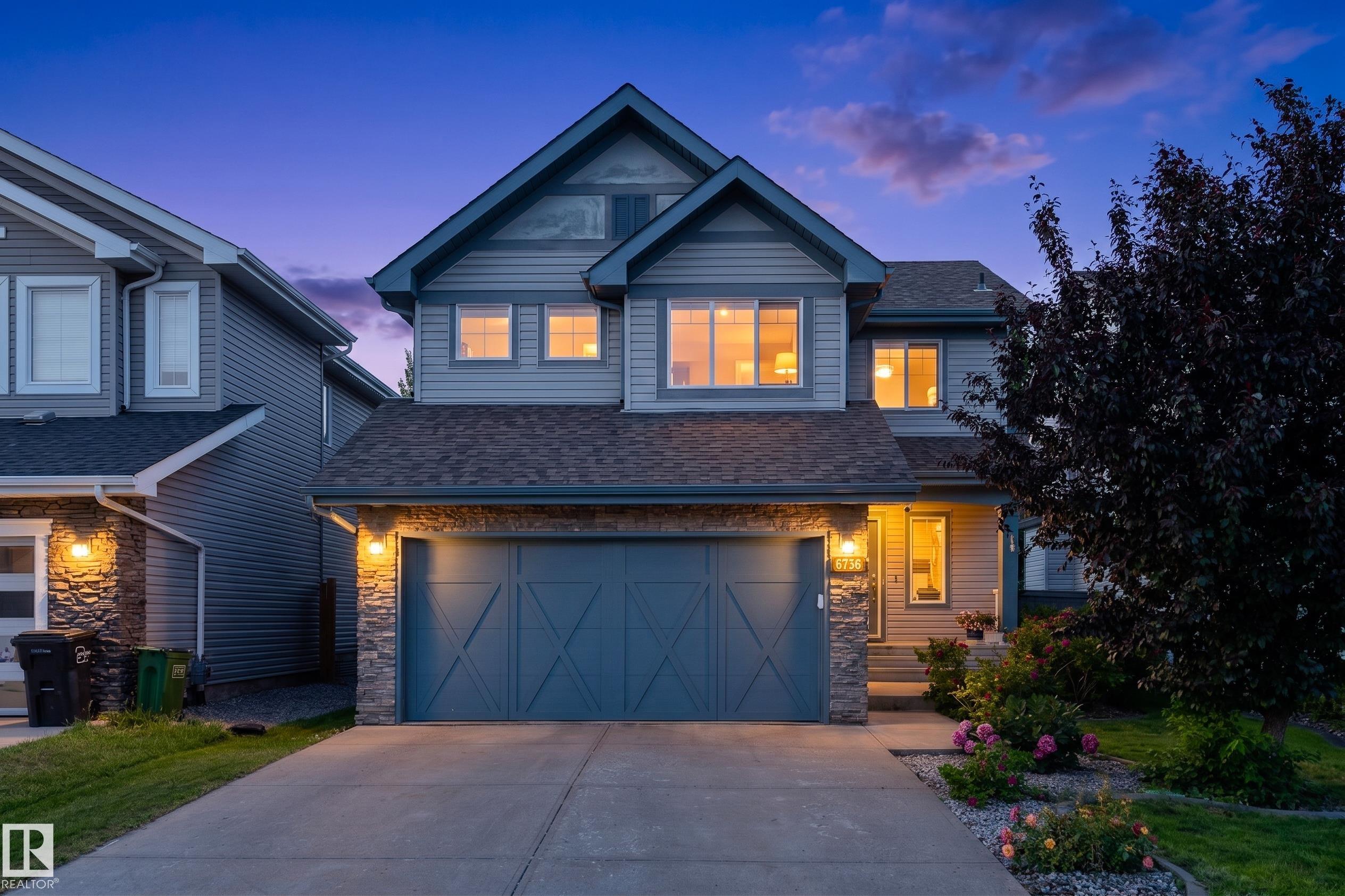 6736 19 Avenue, Edmonton, AB T6X 0L8