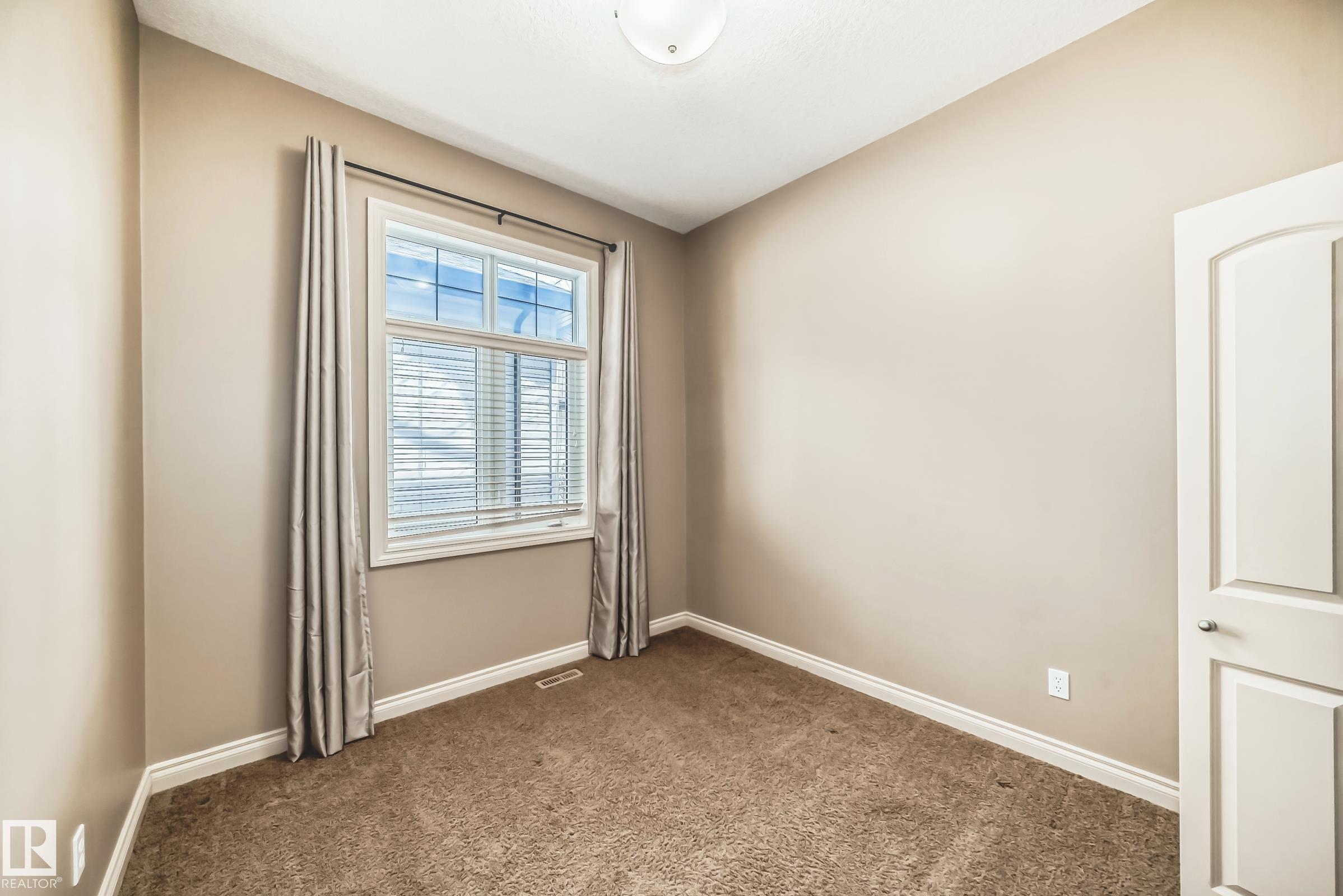 Photo 12 at 13 - 12610 15 Avenue SW, Rutherford, Edmonton