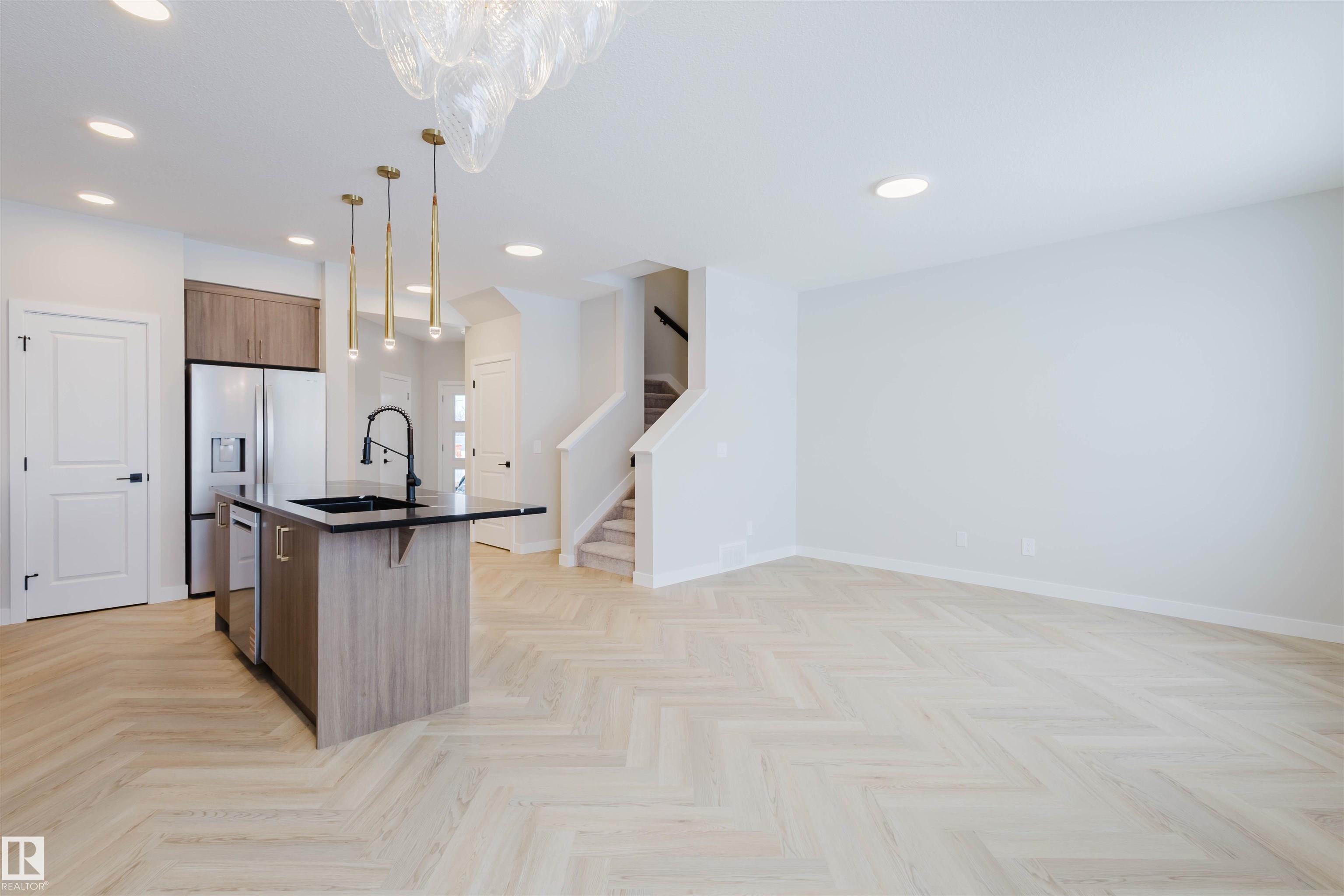 Photo 14 at 8300 Kiriak Loop SW, Keswick, Edmonton