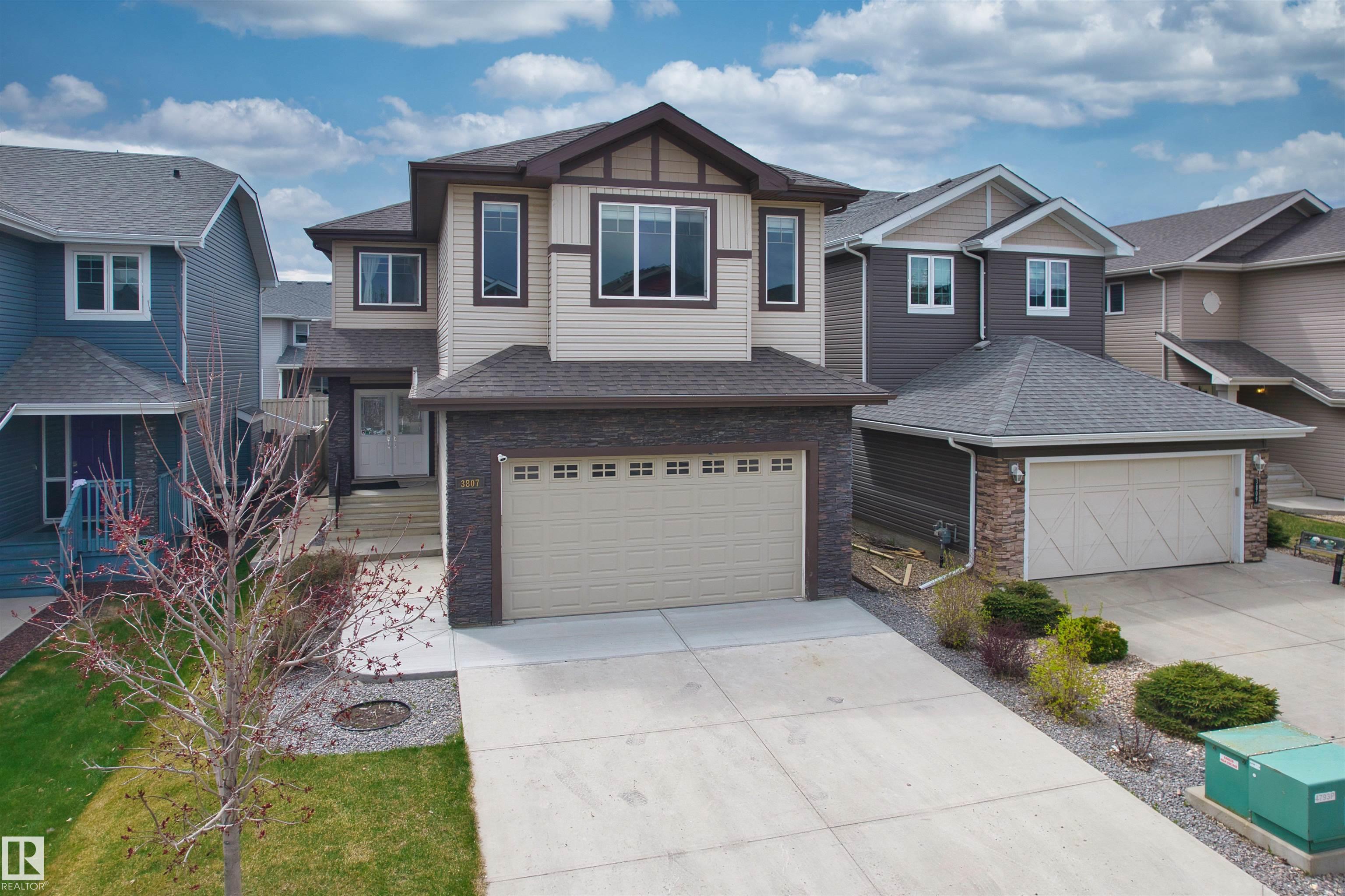 3807 Claxton Close SW, Chappelle Area, Edmonton