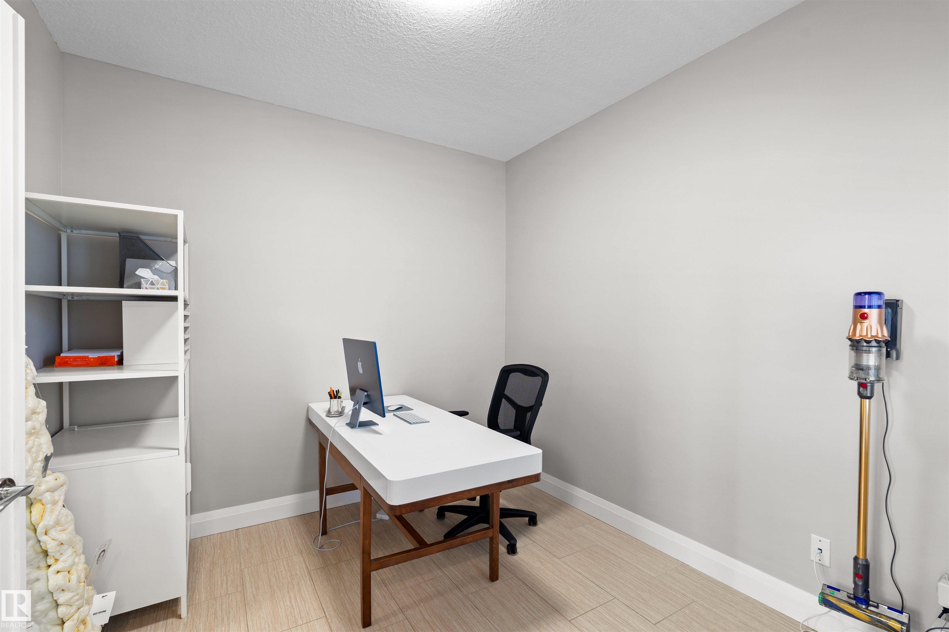 Photo 13 at 3807 Claxton Close SW, Chappelle Area, Edmonton