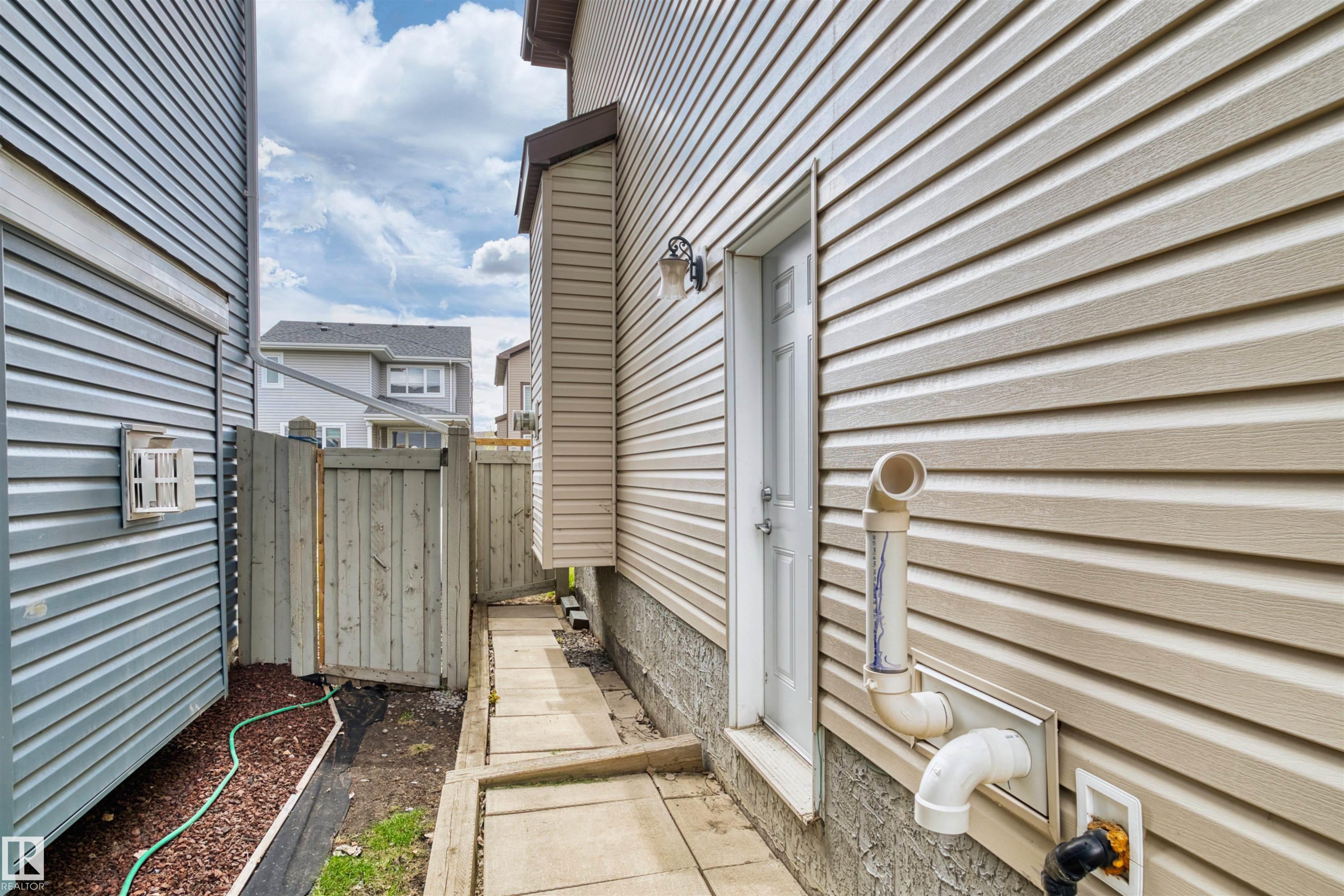 Photo 30 at 3807 Claxton Close SW, Chappelle Area, Edmonton