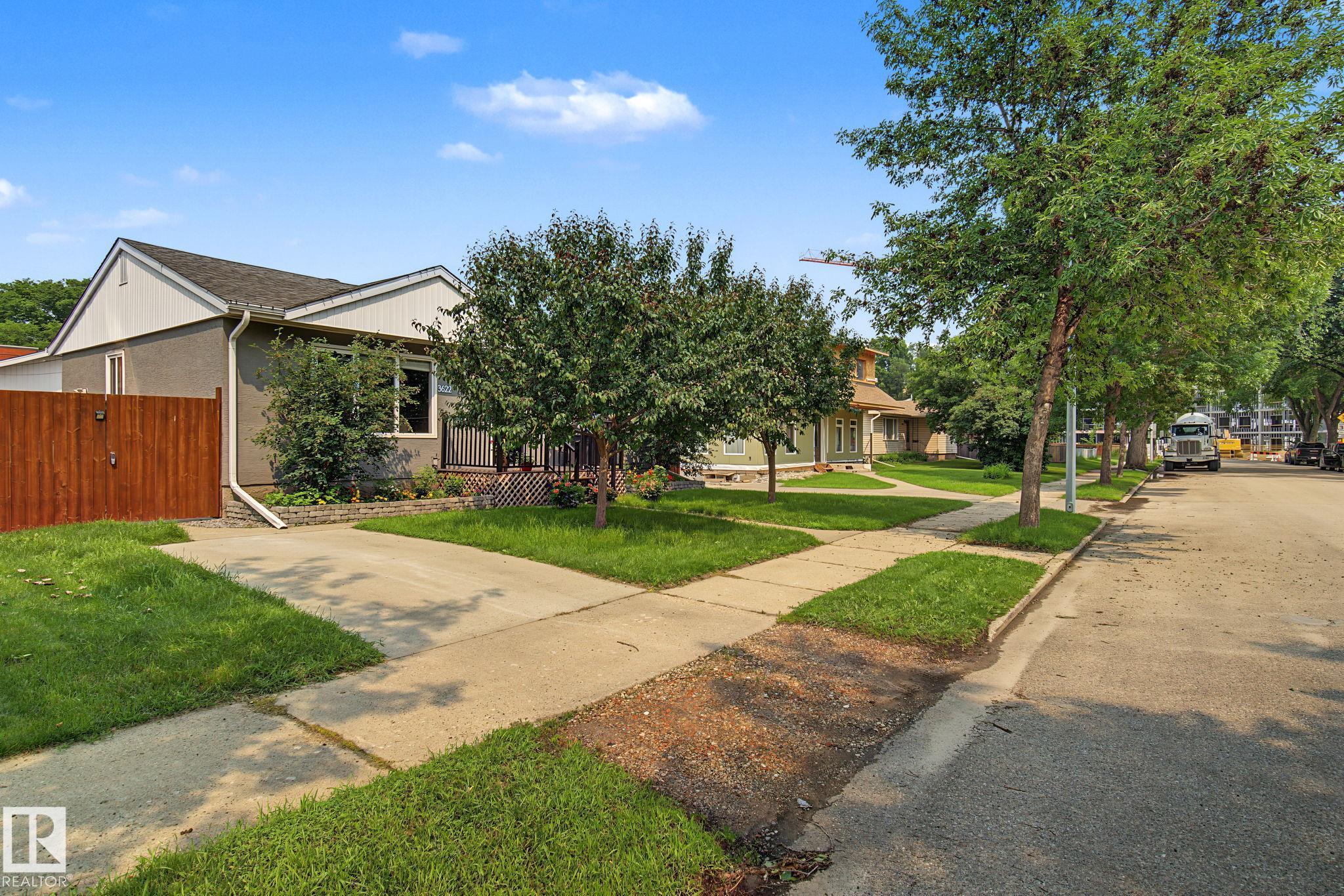 3622 115 Avenue NW, Beverly Heights, Edmonton