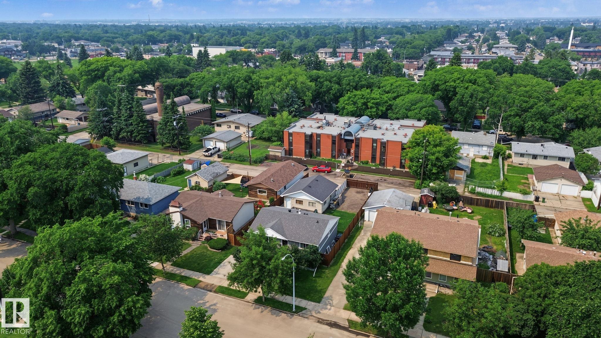 Photo 53 at 3622 115 Avenue NW, Beverly Heights, Edmonton
