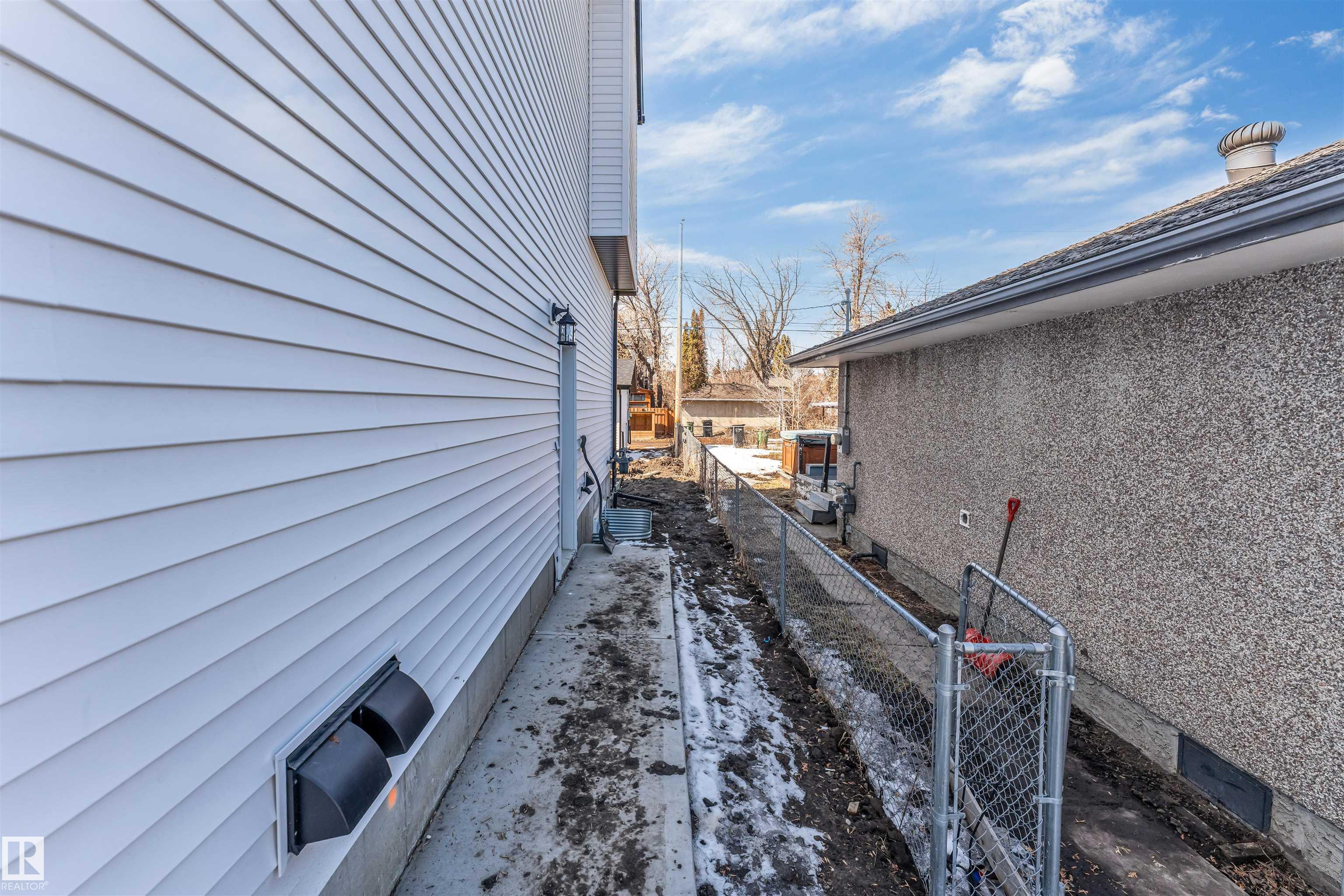 10964 157 Street NW, Mayfield, Edmonton