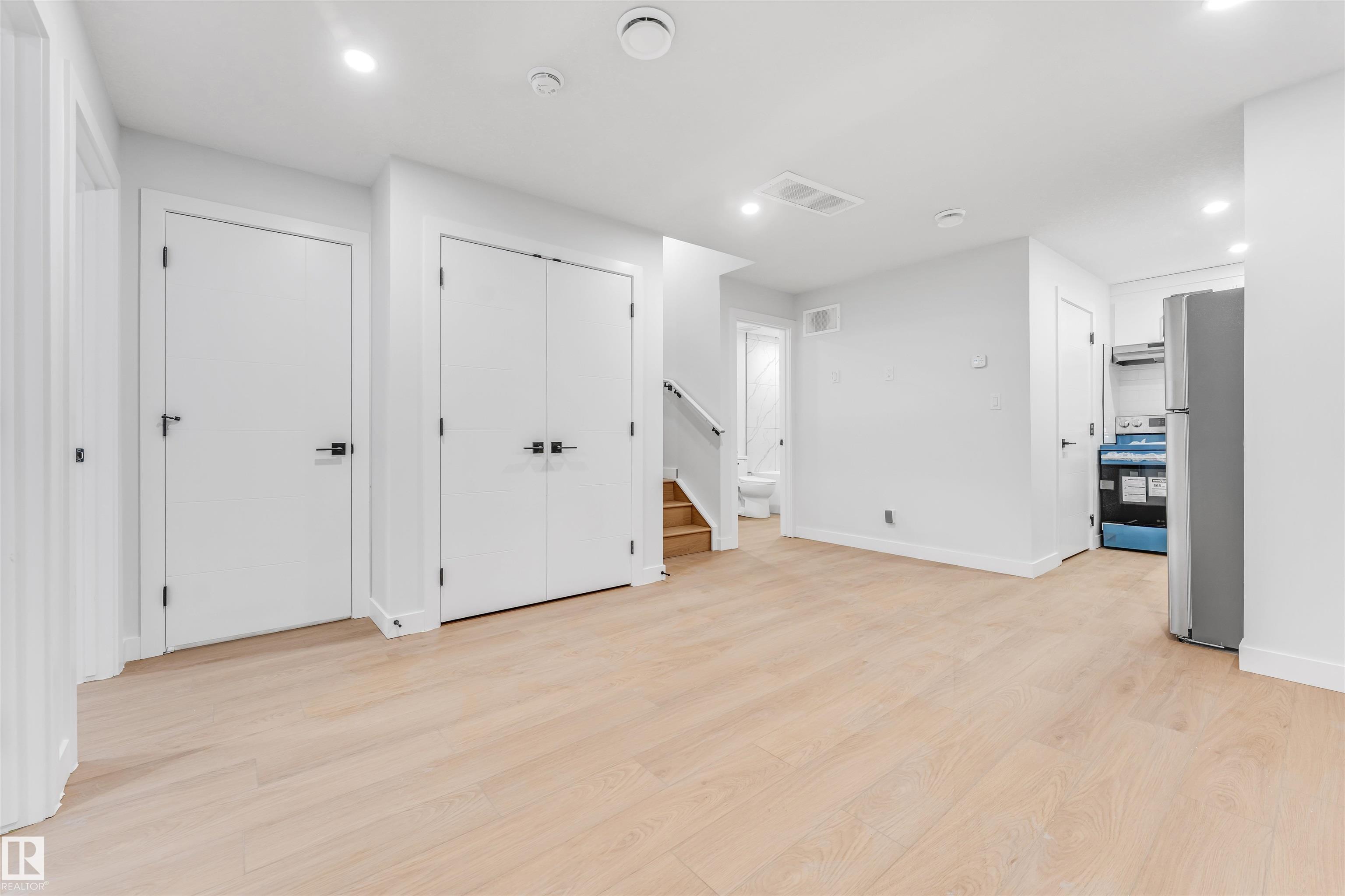 Photo 31 at 10964 157 Street NW, Mayfield, Edmonton