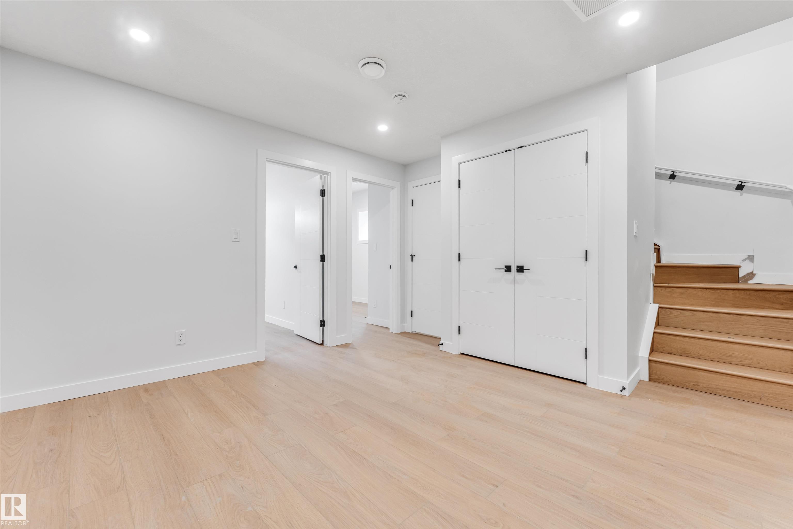 Photo 32 at 10964 157 Street NW, Mayfield, Edmonton