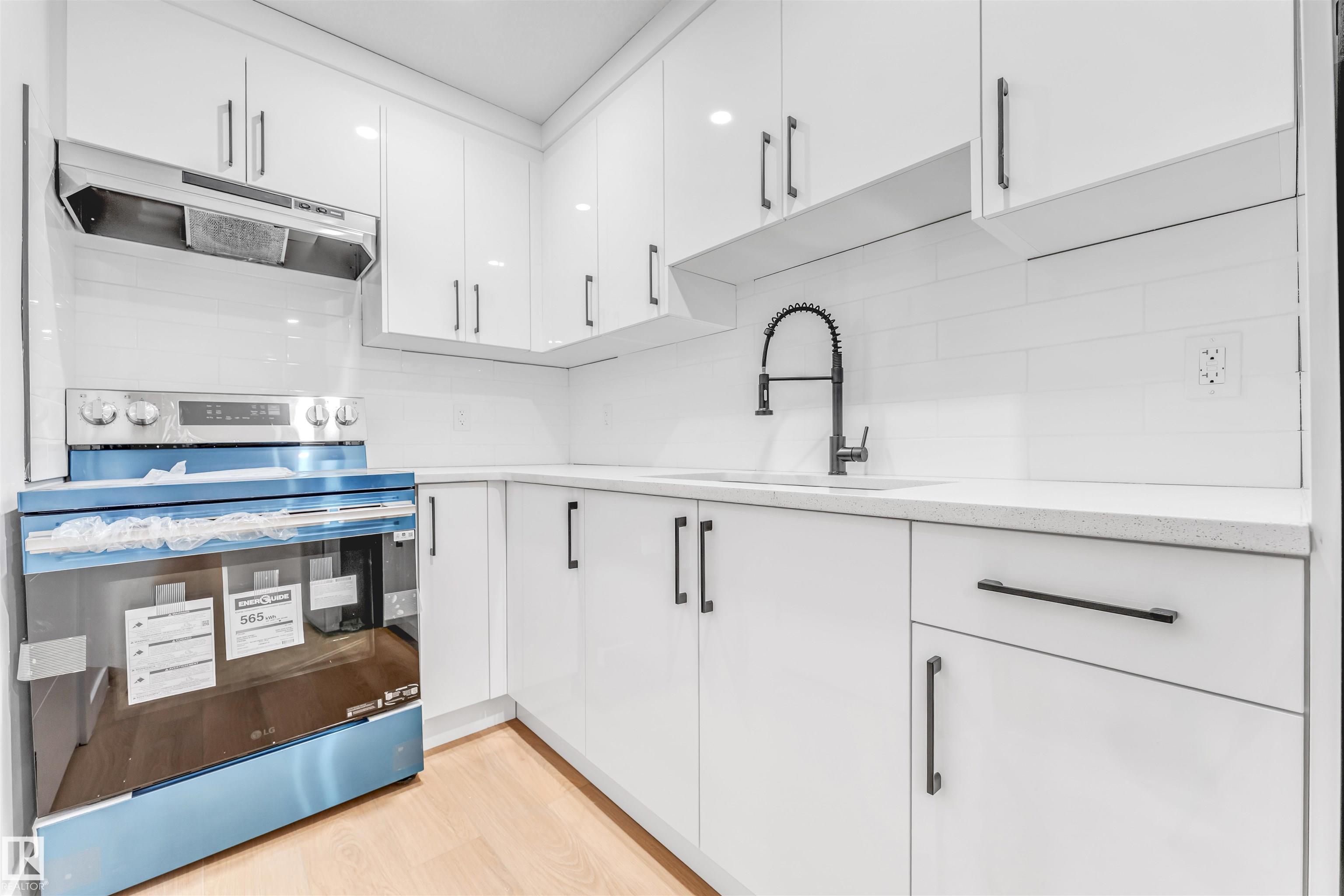 Photo 34 at 10964 157 Street NW, Mayfield, Edmonton