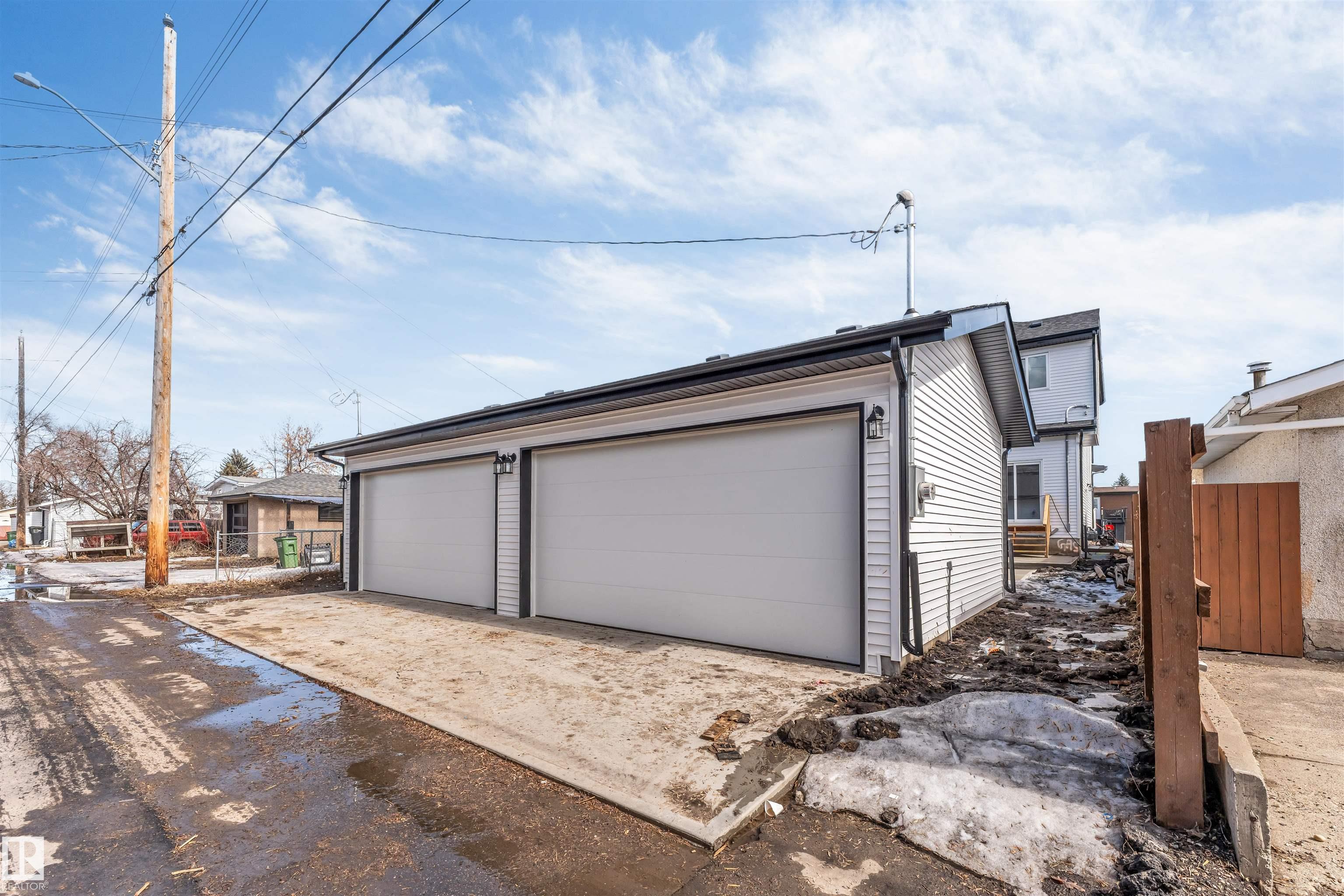 Photo 41 at 10964 157 Street NW, Mayfield, Edmonton
