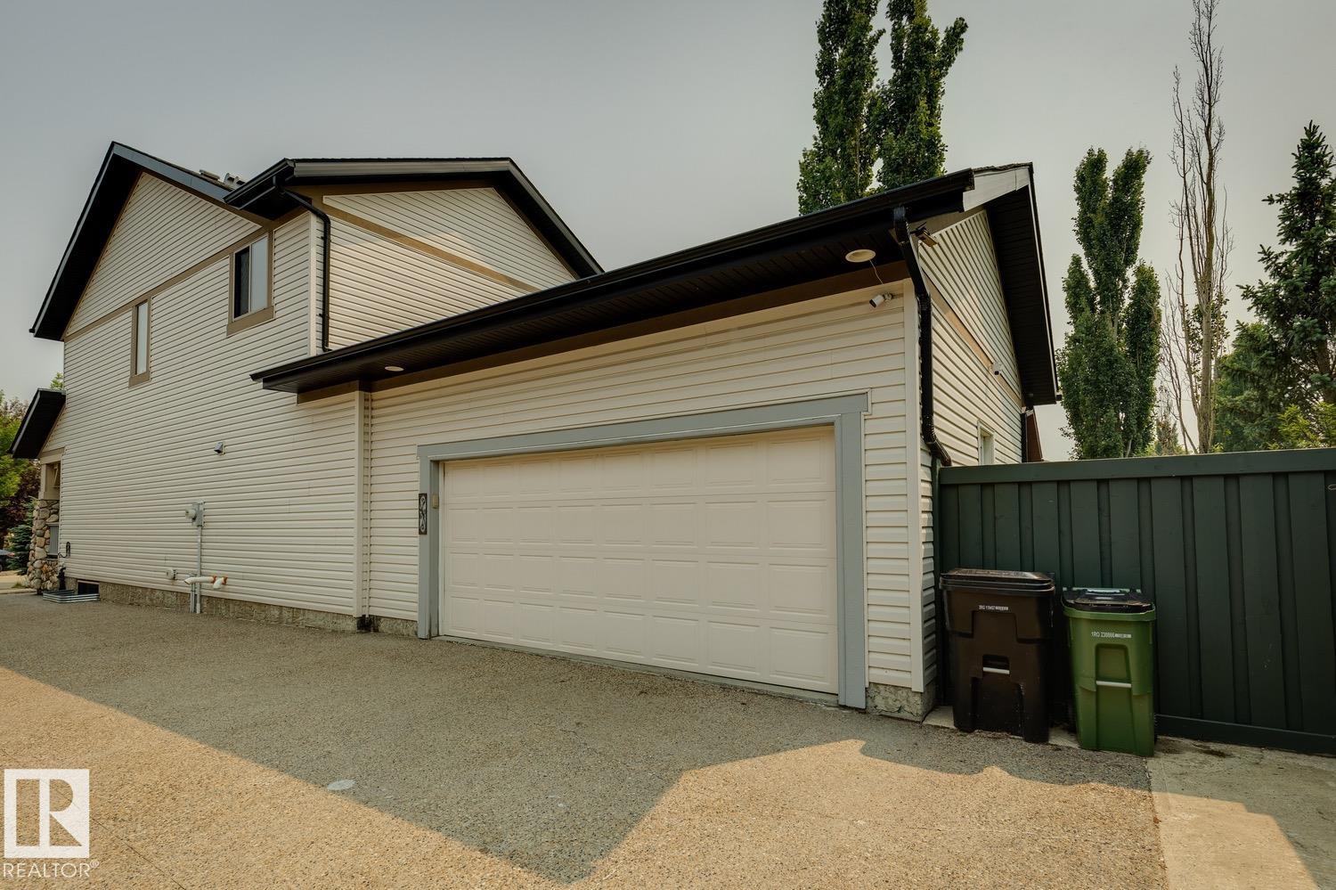 Photo 32 at 2016 125 Street SW, Rutherford, Edmonton