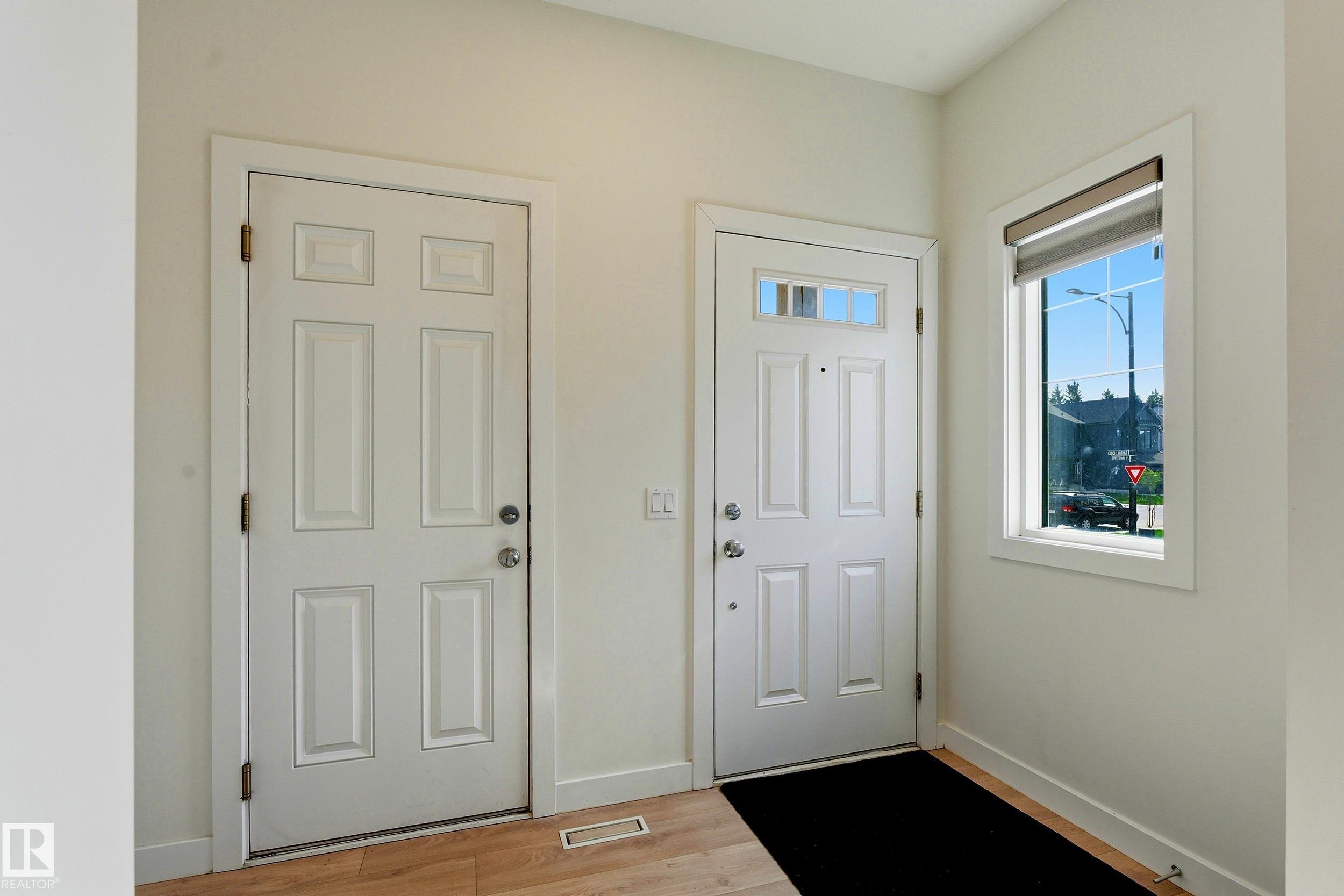 3888 Chrustawka Place SW, Chappelle Area, Edmonton