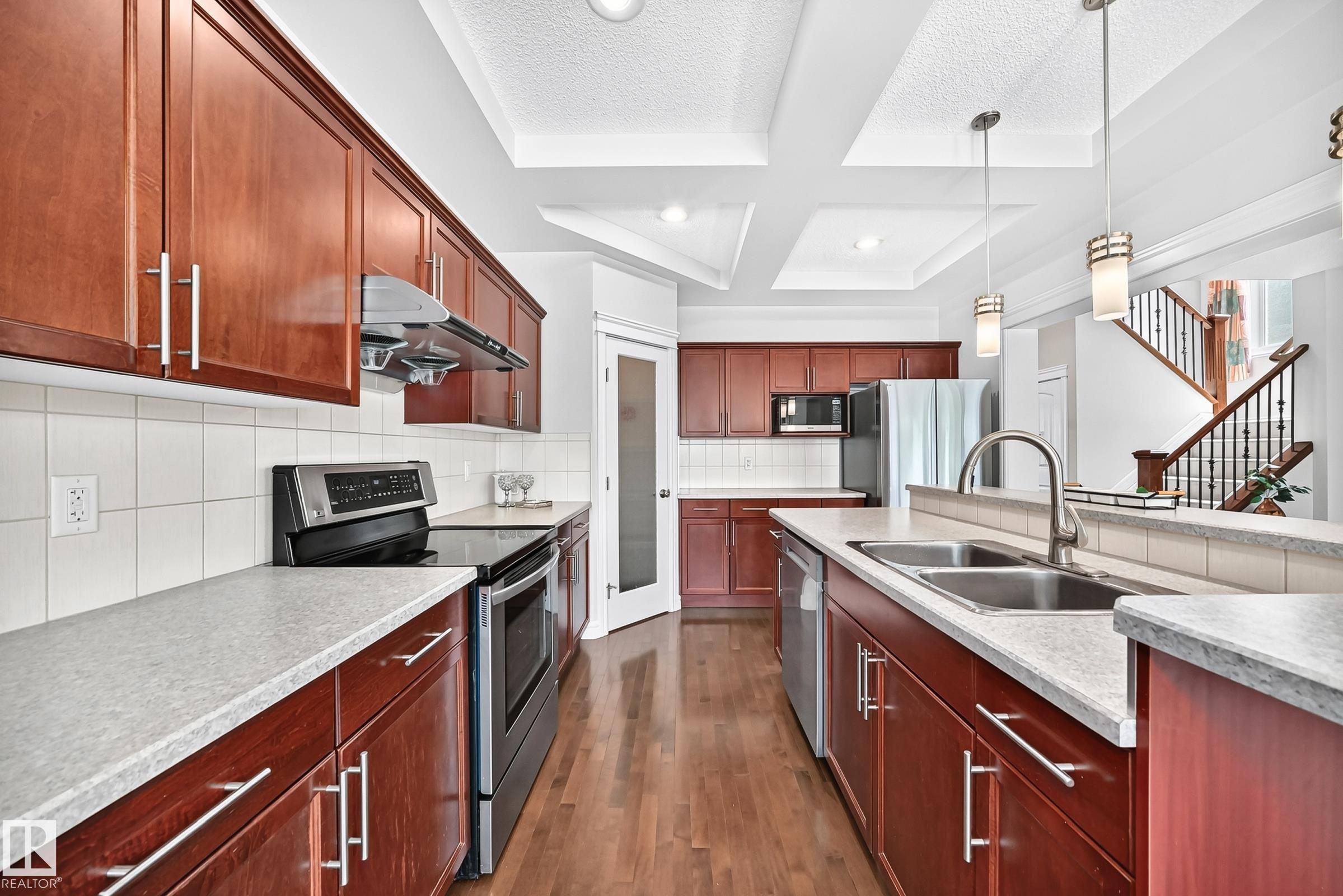 Photo 14 at 1330 114b Street SW, Rutherford, Edmonton