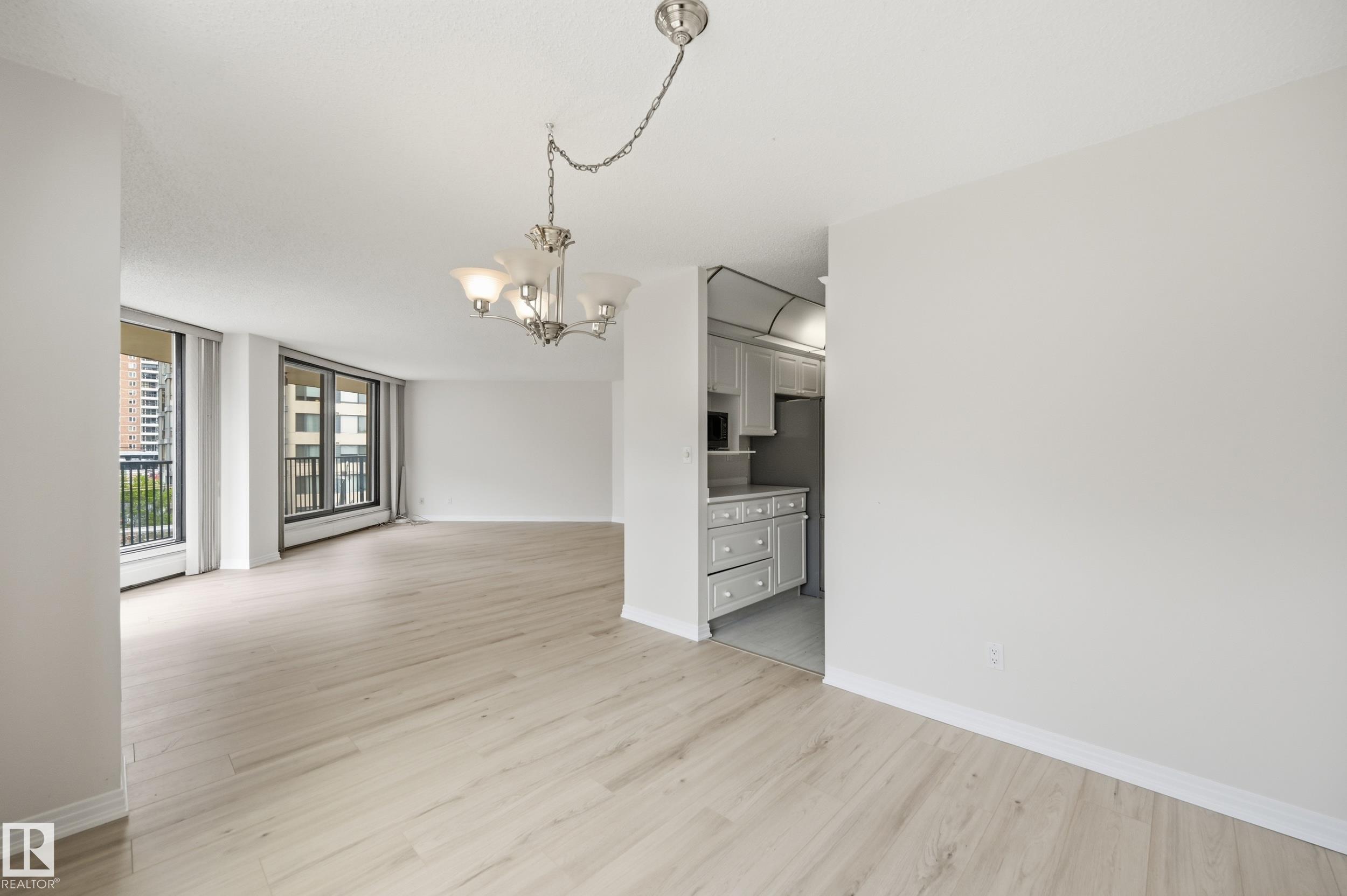 Photo 21 at 504 - 11710 100 Avenue NW, Wîhkwêntôwin, Edmonton