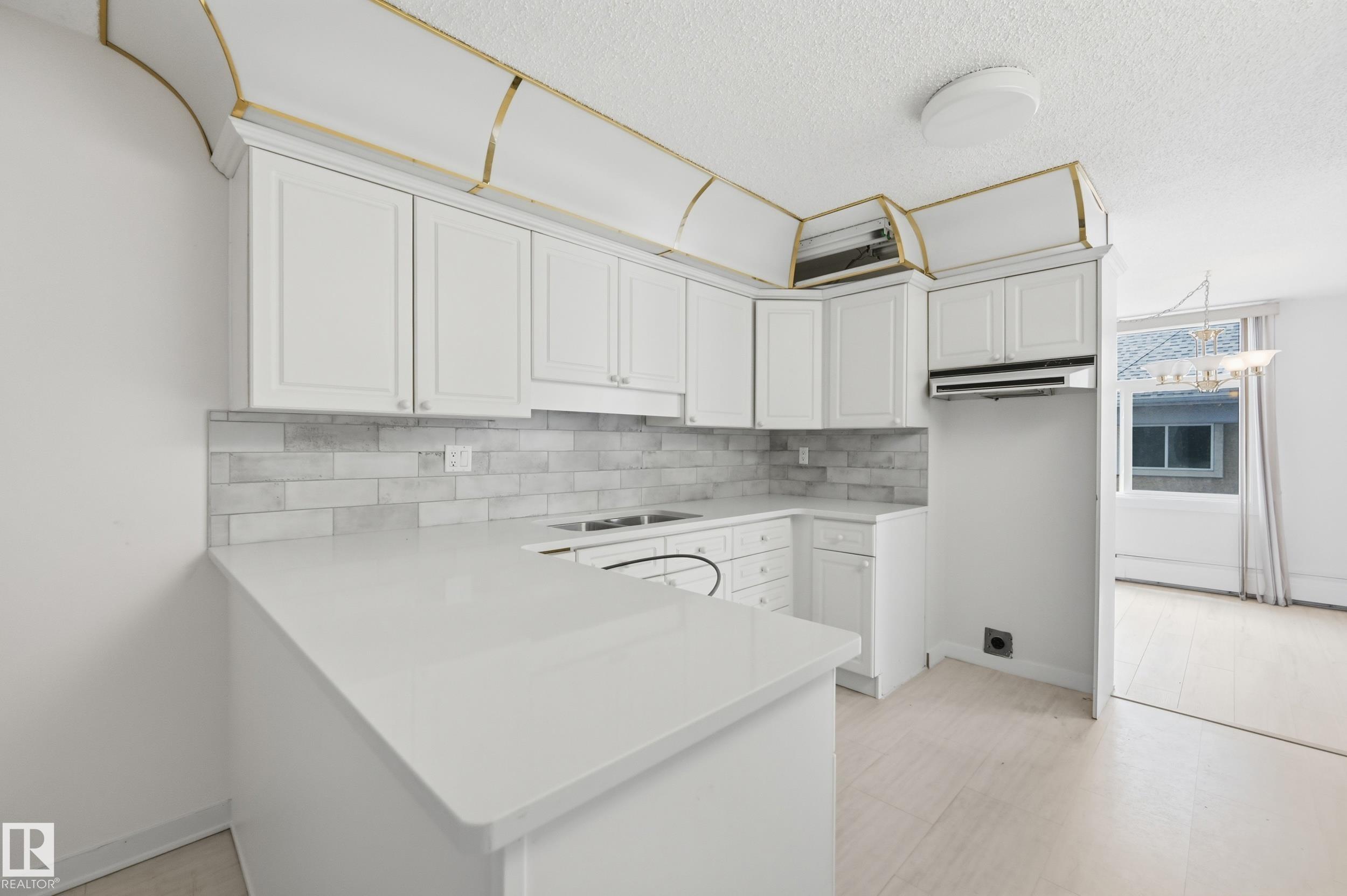 Photo 23 at 504 - 11710 100 Avenue NW, Wîhkwêntôwin, Edmonton