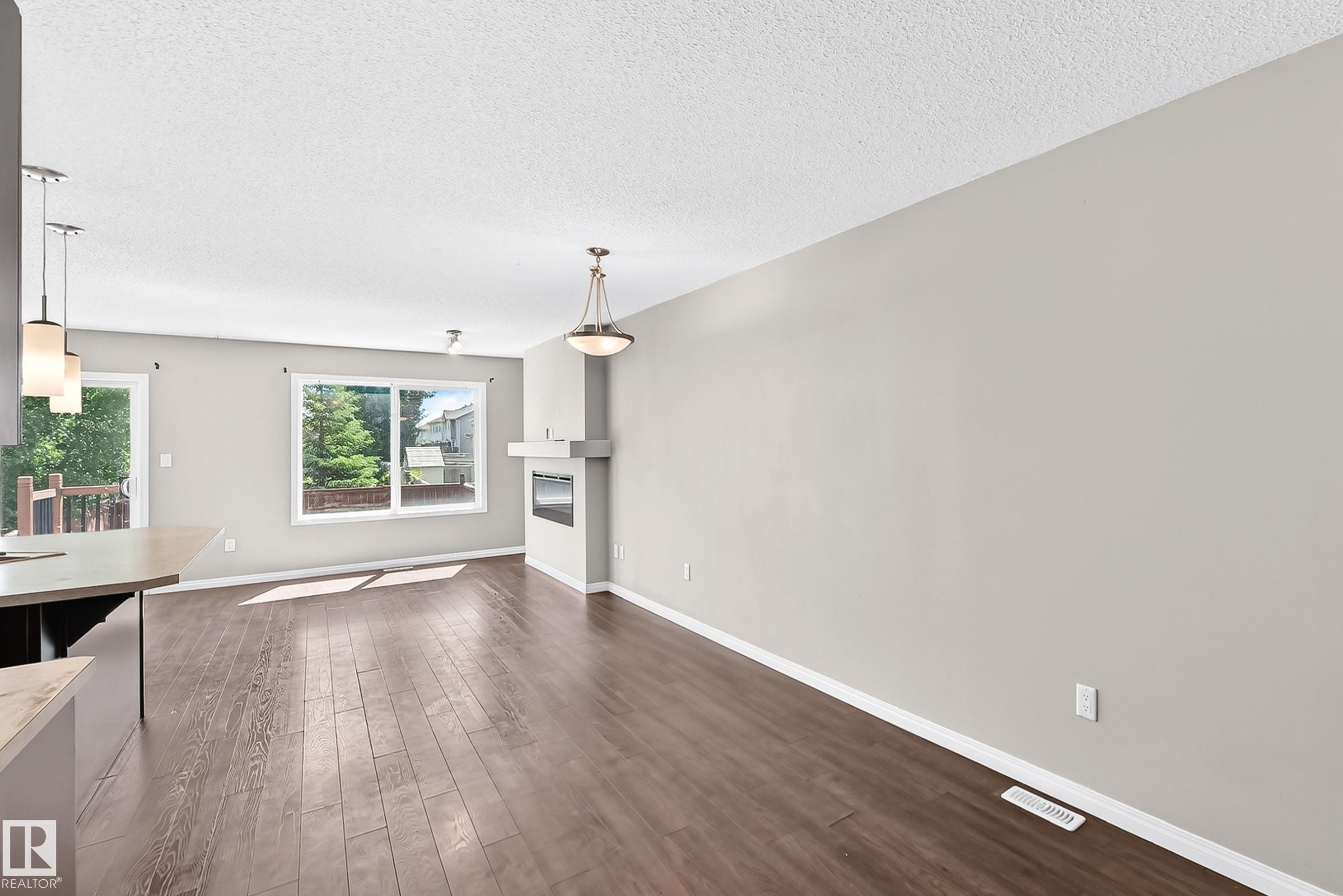 Photo 18 at 1941 Chapman Road SW, Chappelle Area, Edmonton