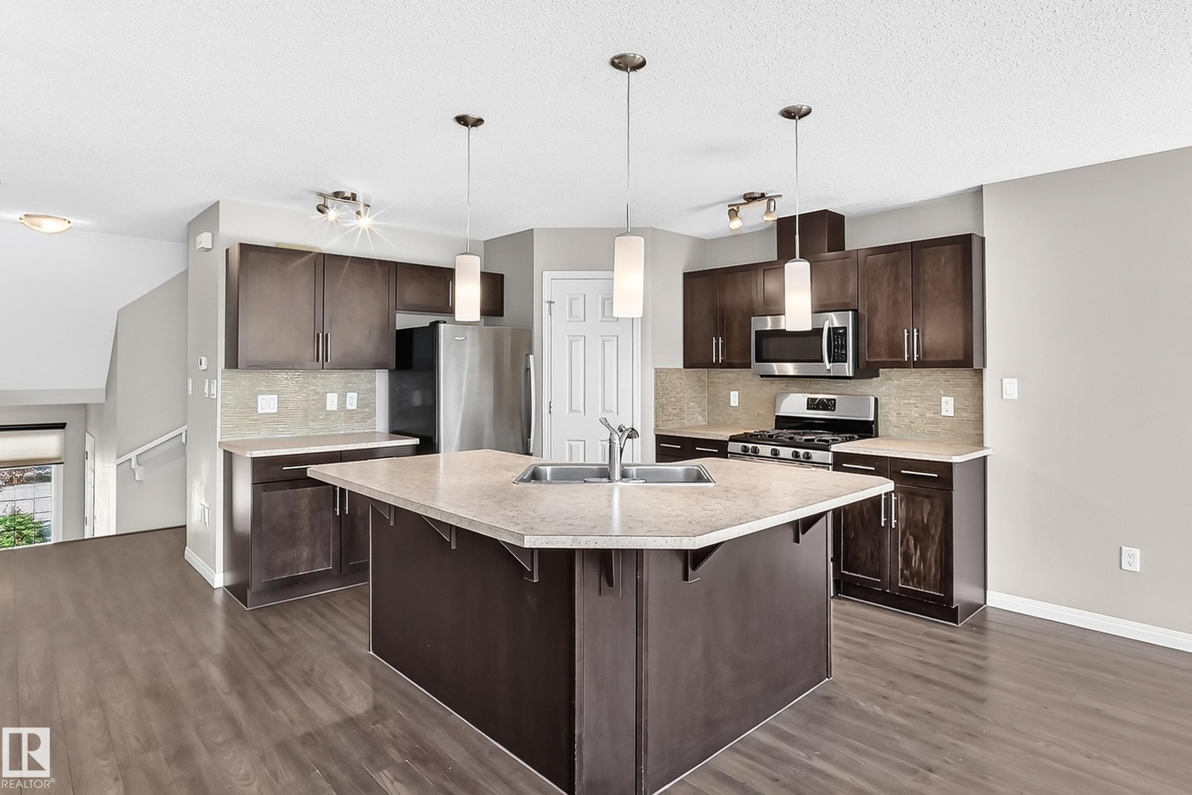 1941 Chapman Road SW, Chappelle Area, Edmonton