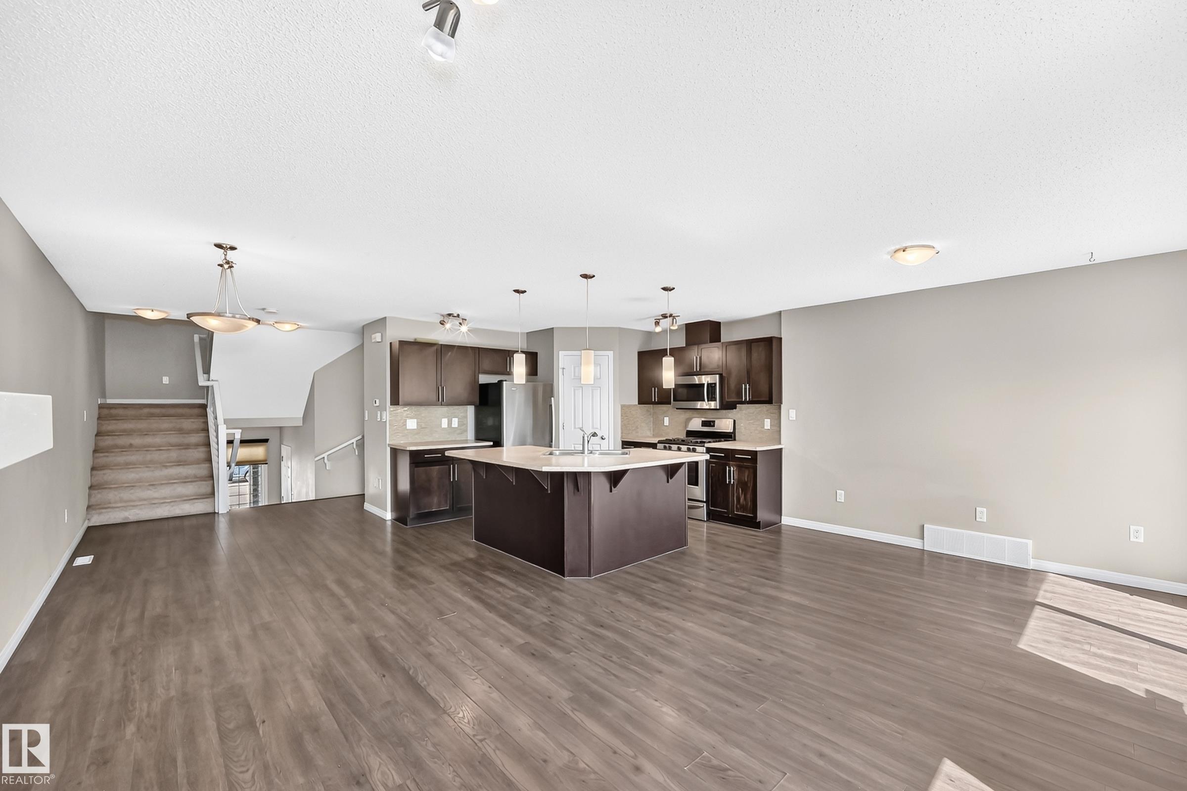 1941 Chapman Road SW, Chappelle Area, Edmonton