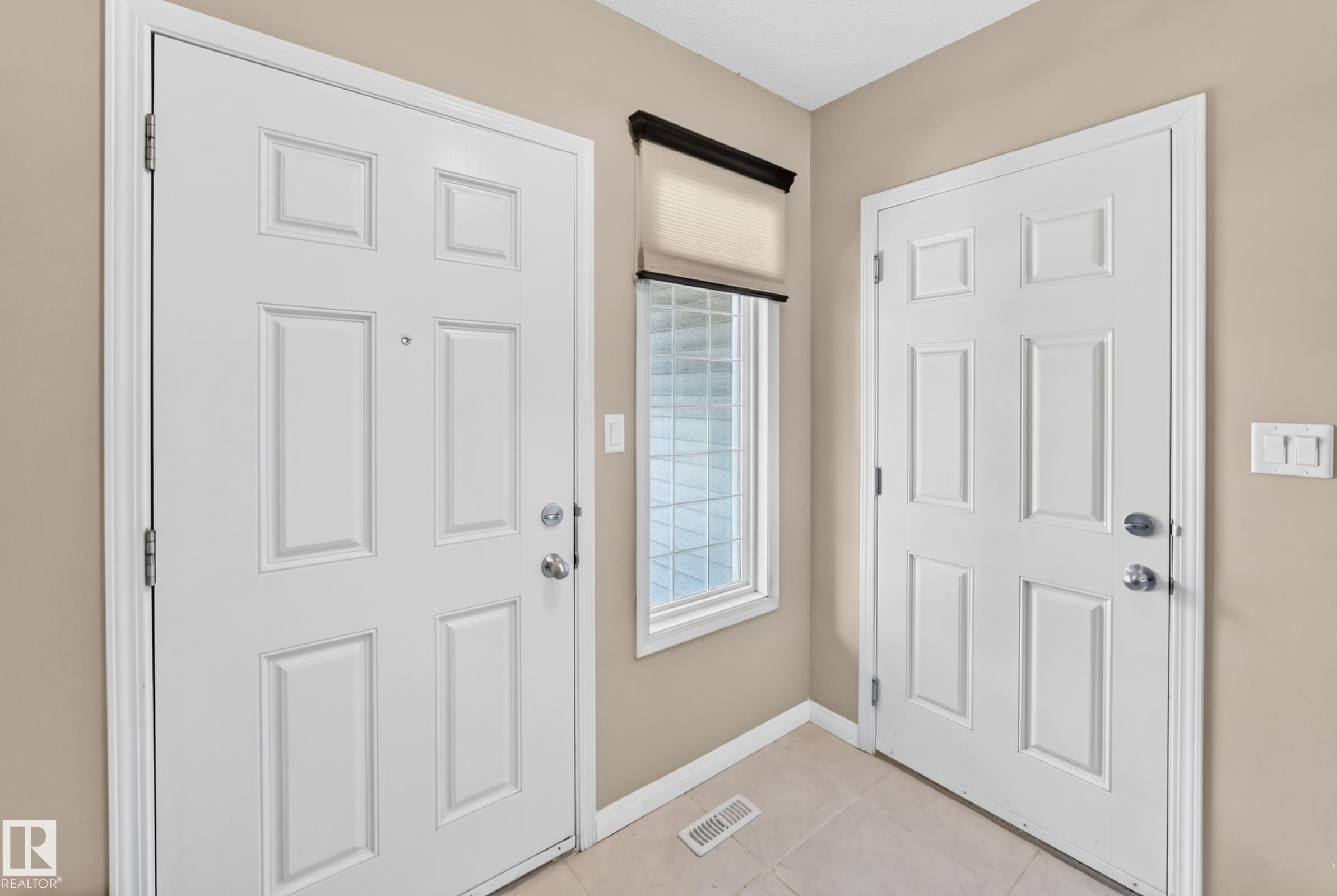 1941 Chapman Road SW, Chappelle Area, Edmonton