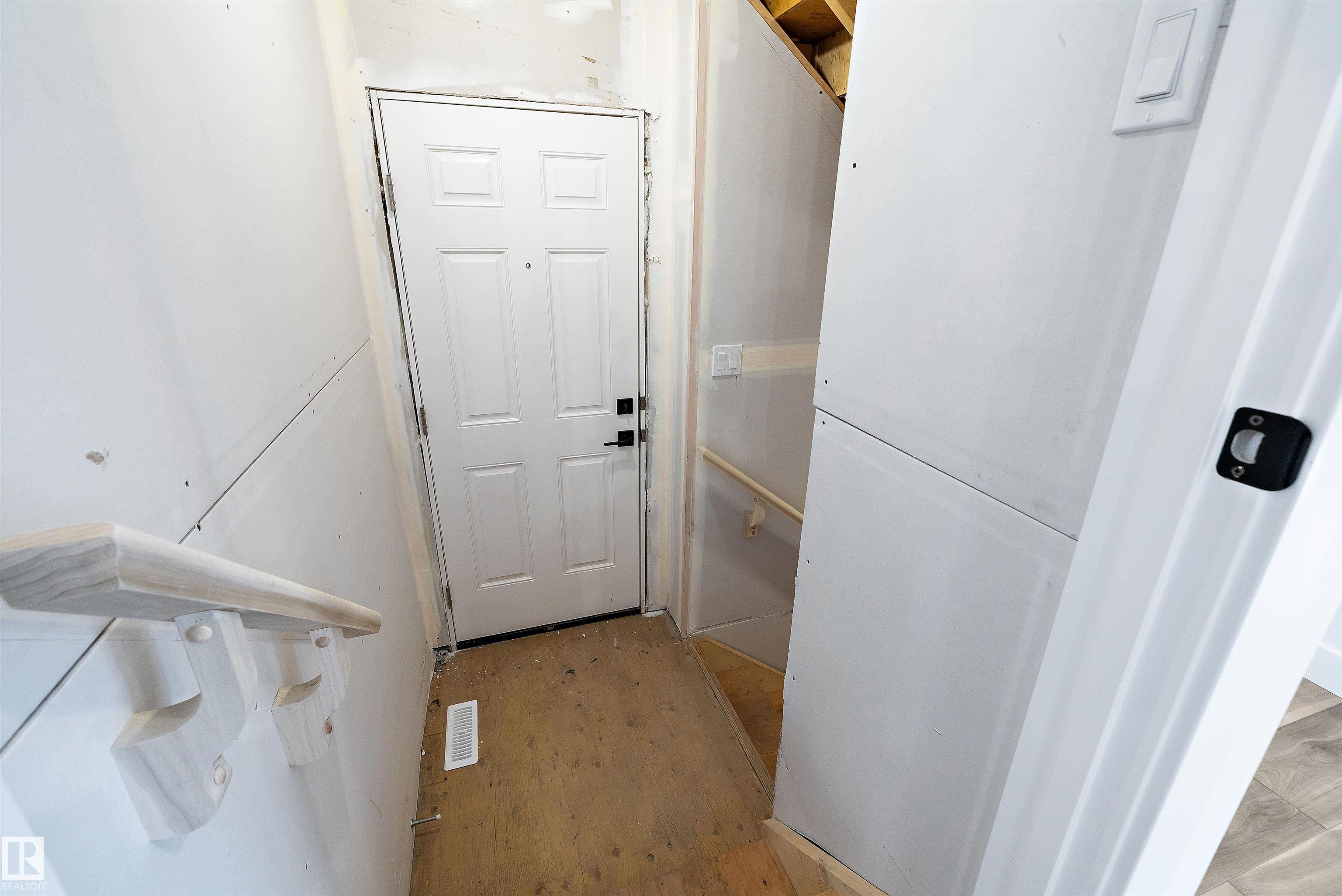 Photo 35 at 18924 28 Avenue NW, The Uplands, Edmonton