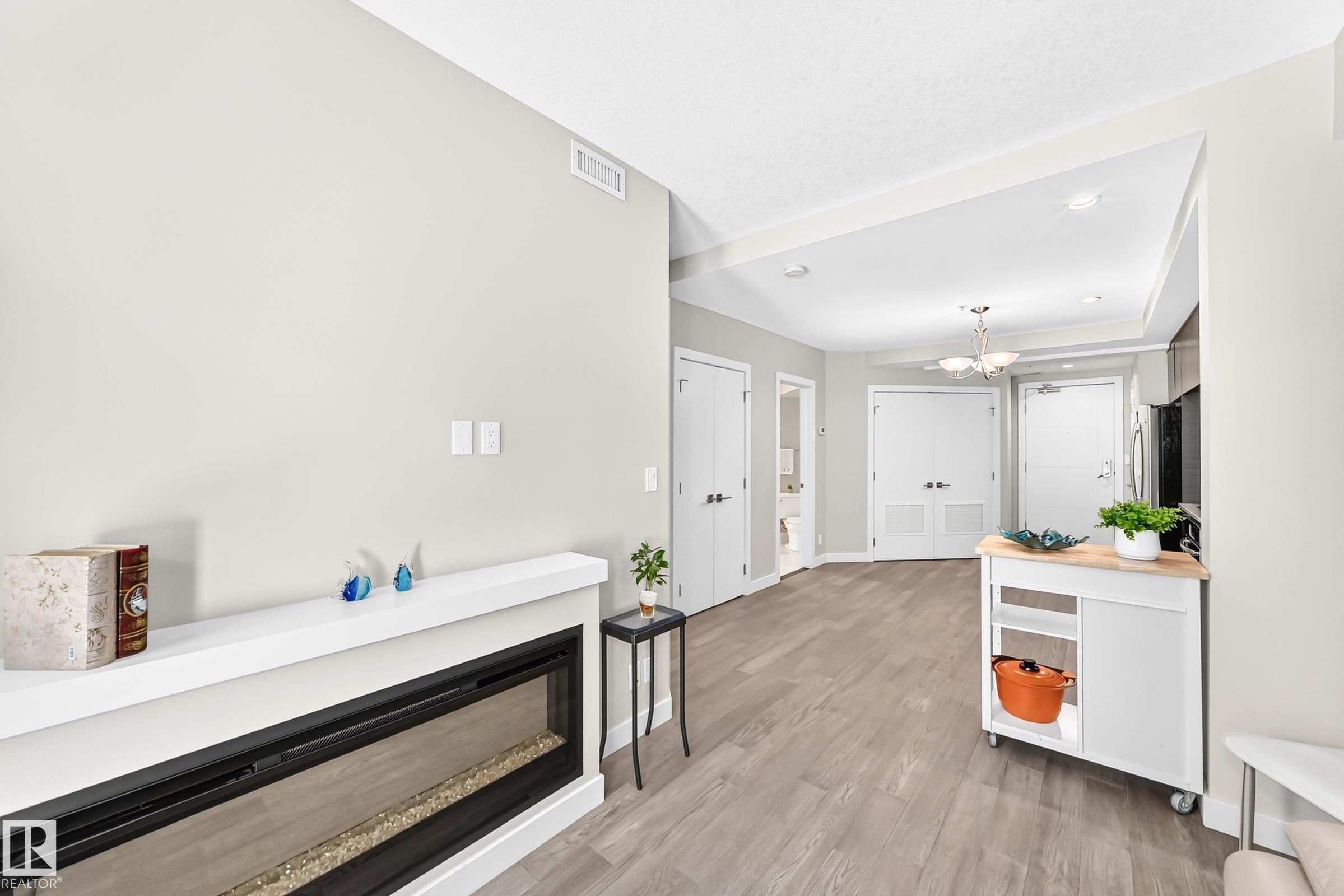 Photo 10 at 103 - 11710 87 Avenue NW, Windsor Park, Edmonton