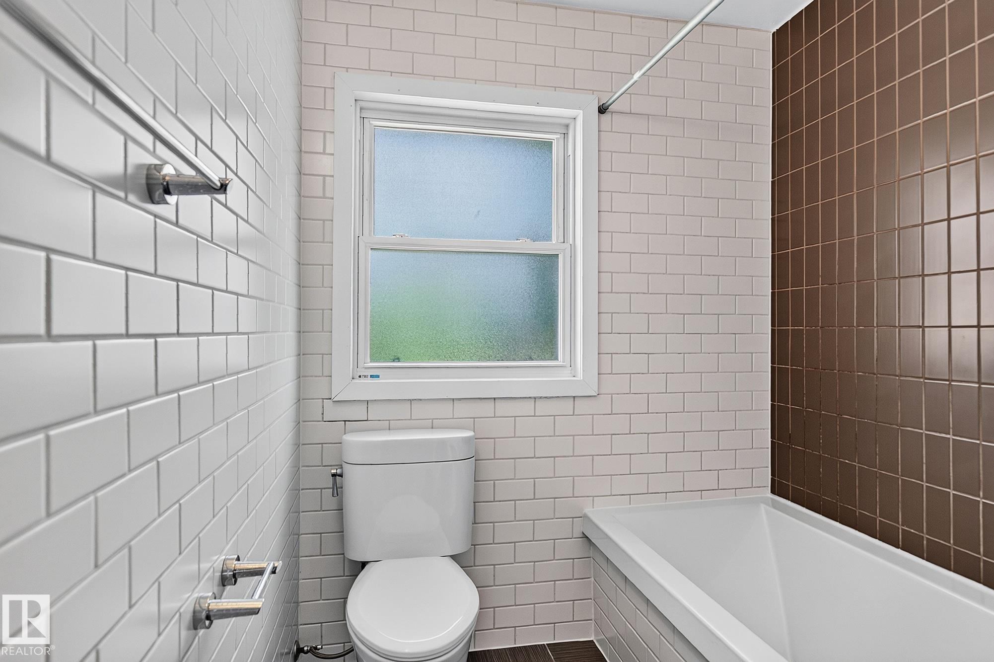 Photo 16 at 14624 110a Avenue NW, McQueen, Edmonton