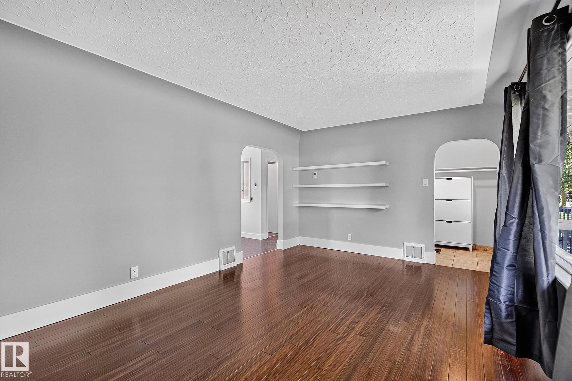 14624 110a Avenue NW, McQueen, Edmonton