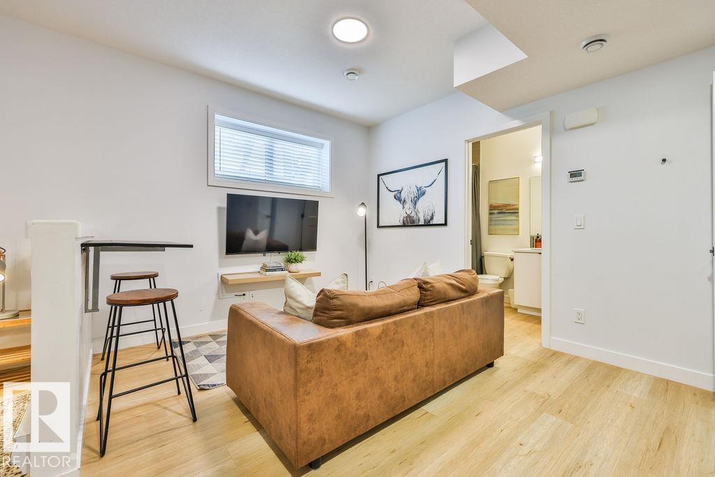 Photo 32 at 11206 95a Street NW, Alberta Avenue, Edmonton