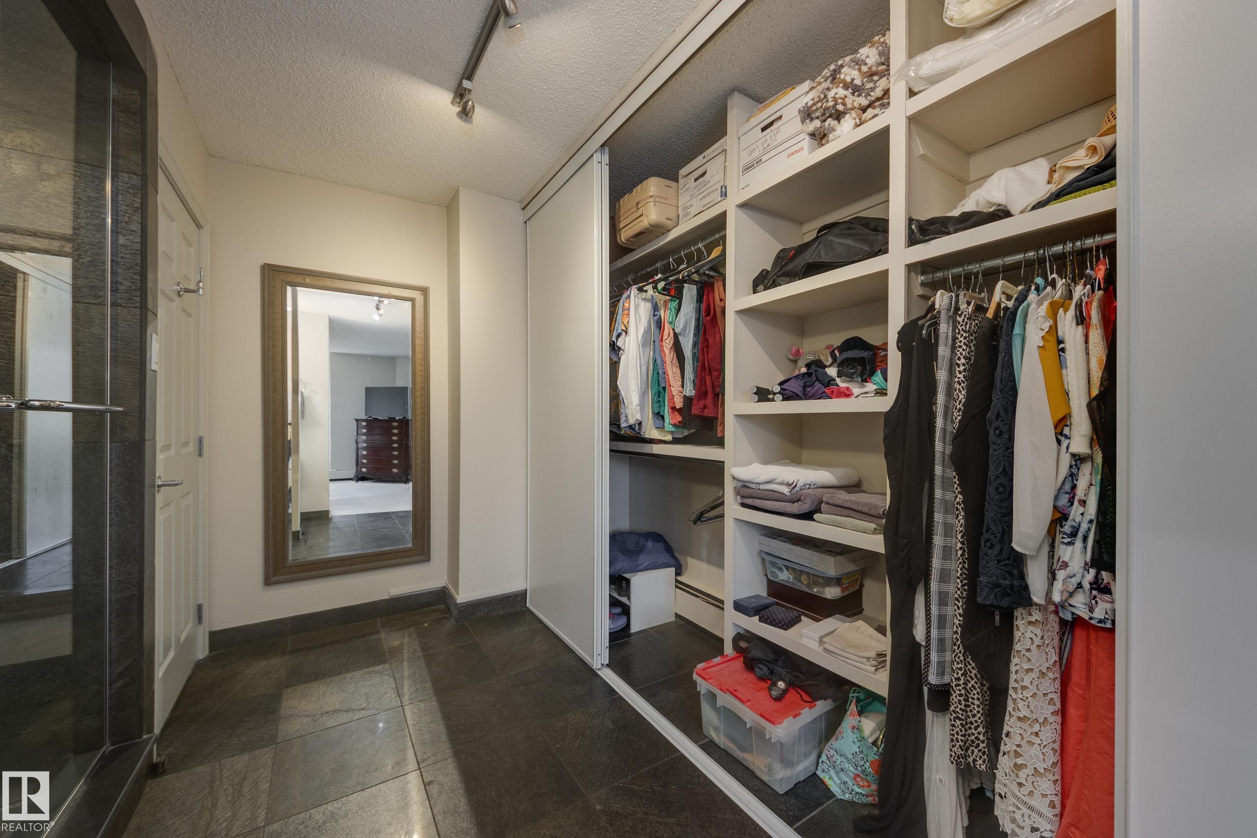 Photo 39 at 7 - 9734 111 Street NW, Wîhkwêntôwin, Edmonton
