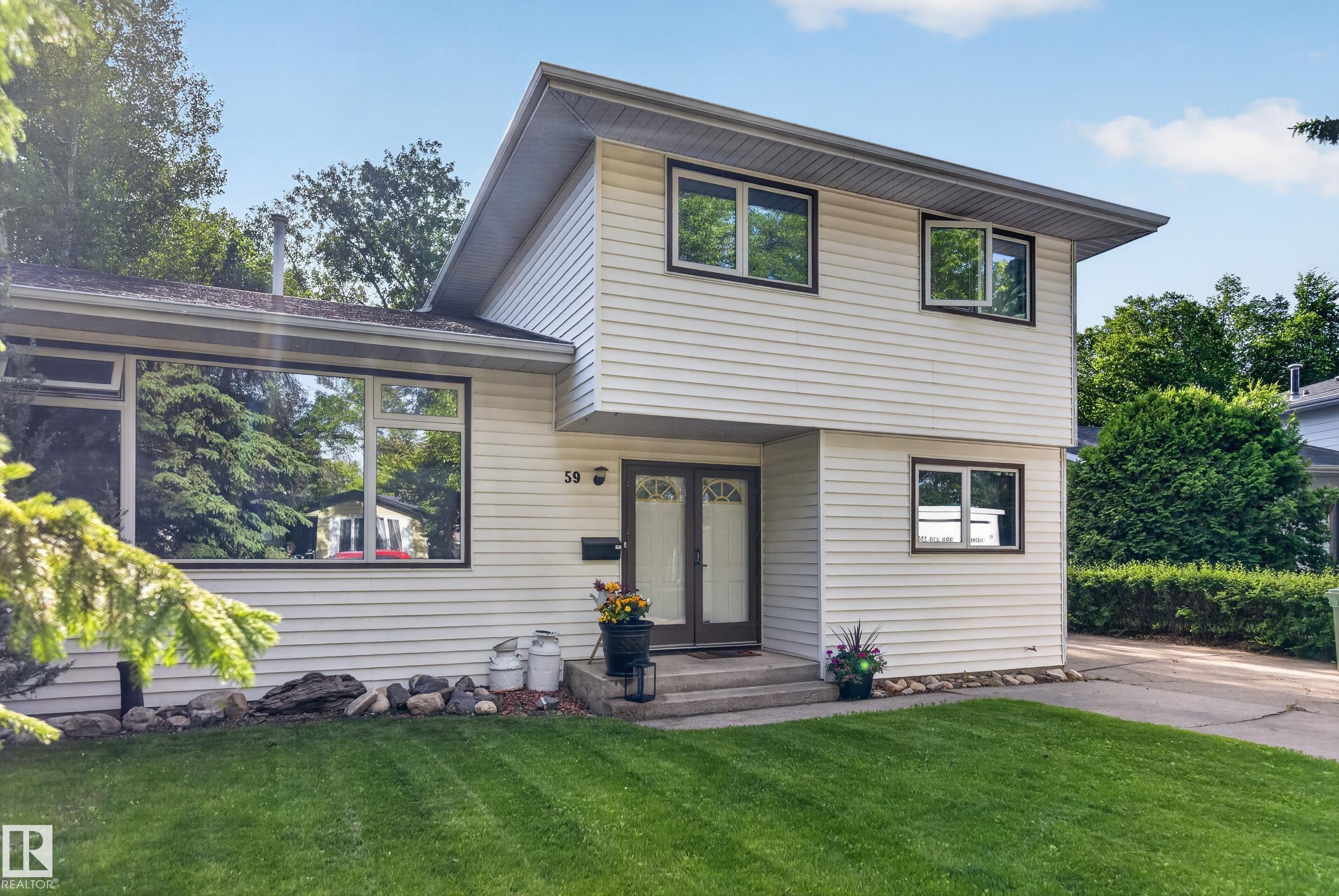 59 Fair Oaks Drive, Forest Lawn, St. Albert