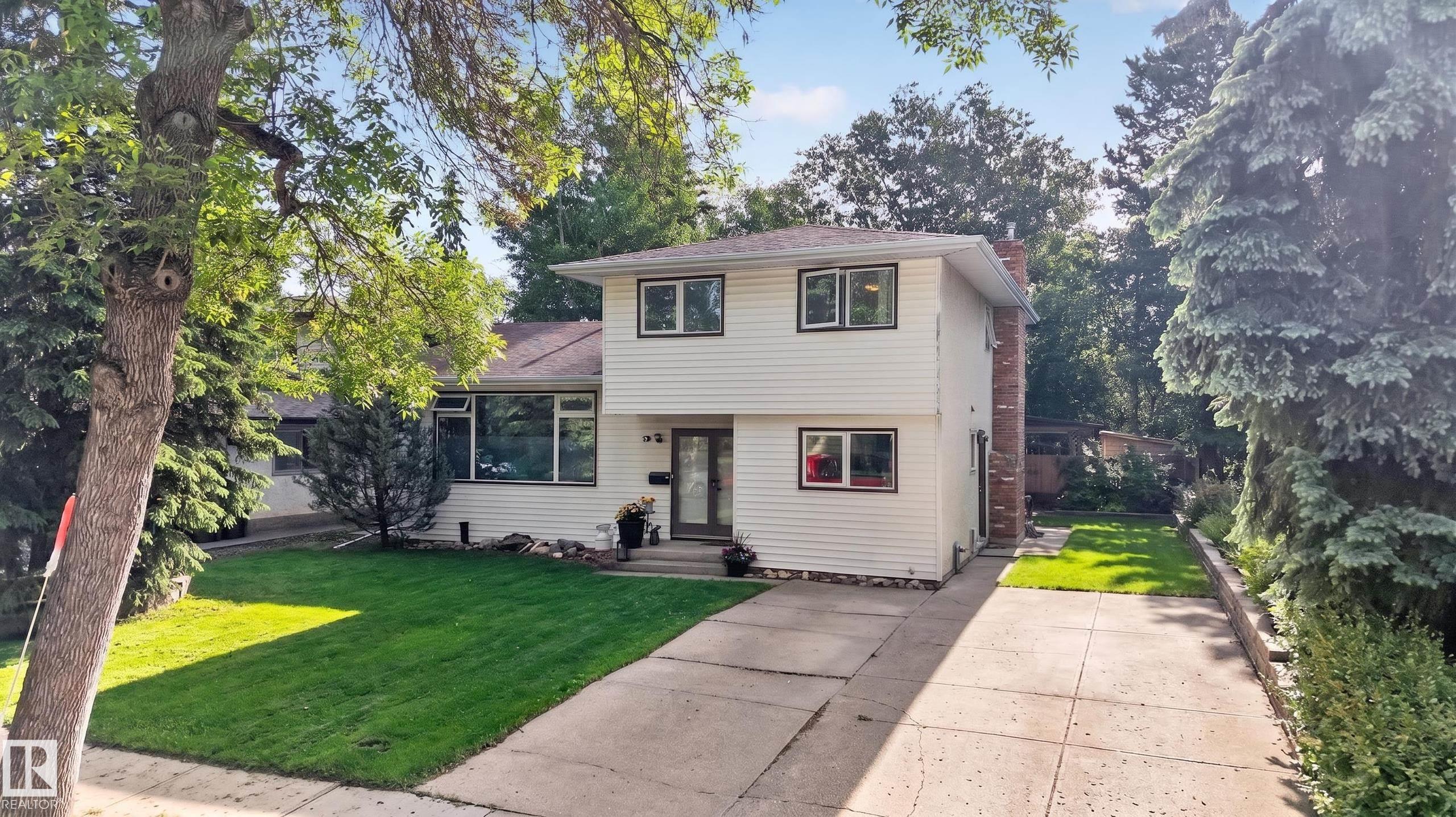 59 Fair Oaks Drive, Forest Lawn, St. Albert