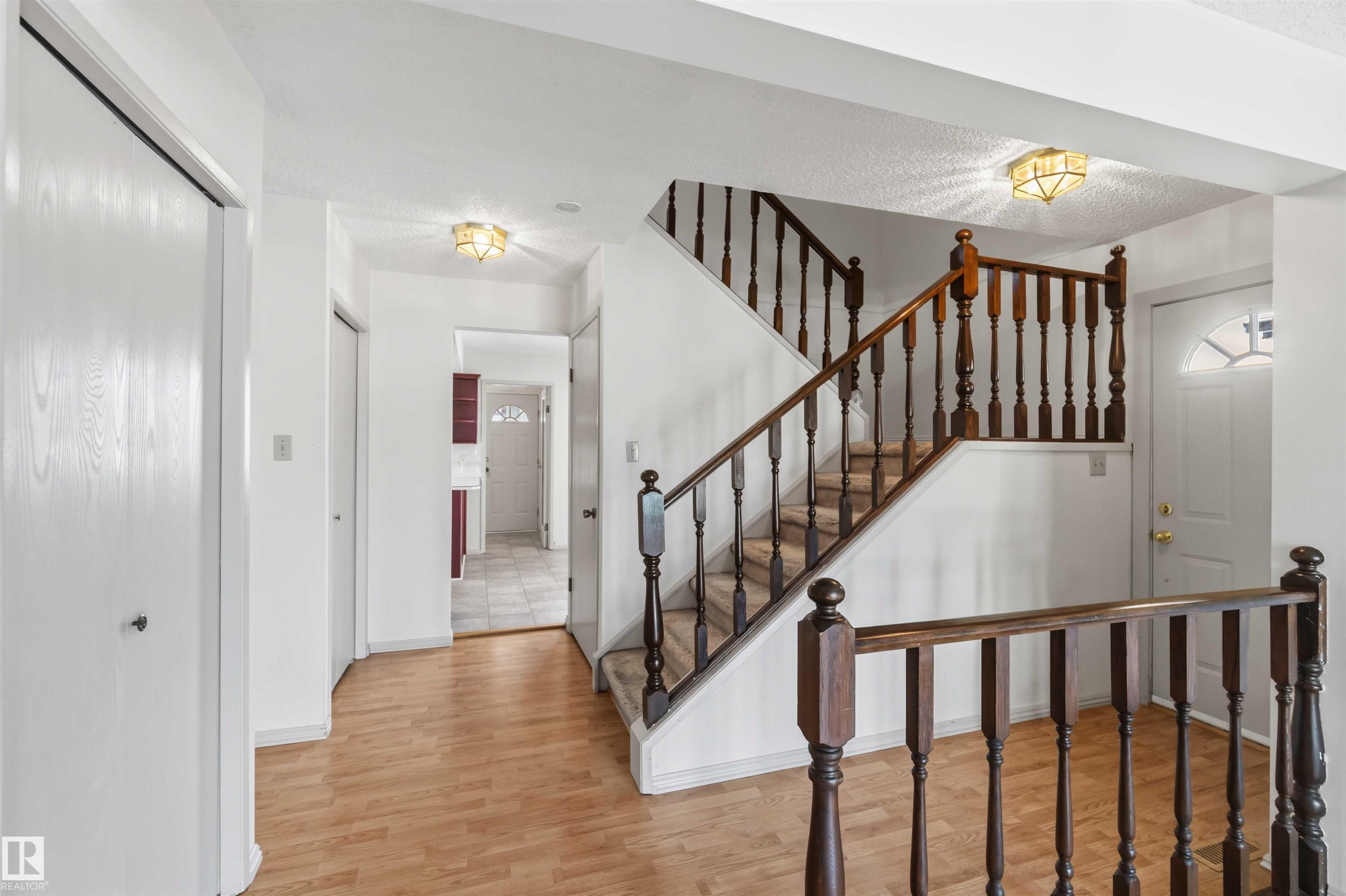 Photo 15 at 2716 136a Avenue NW, Kernohan, Edmonton