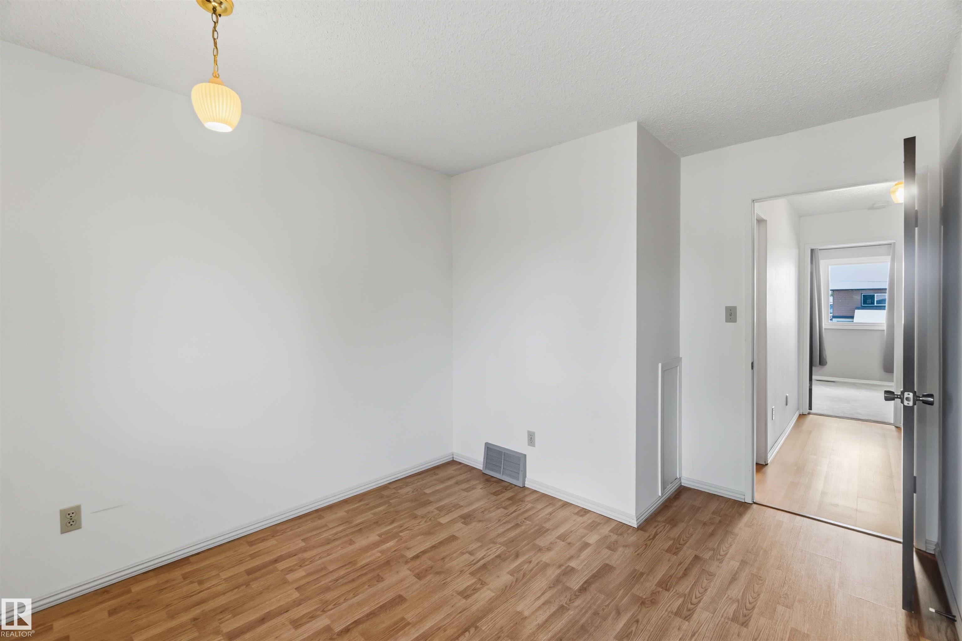 Photo 41 at 2716 136a Avenue NW, Kernohan, Edmonton