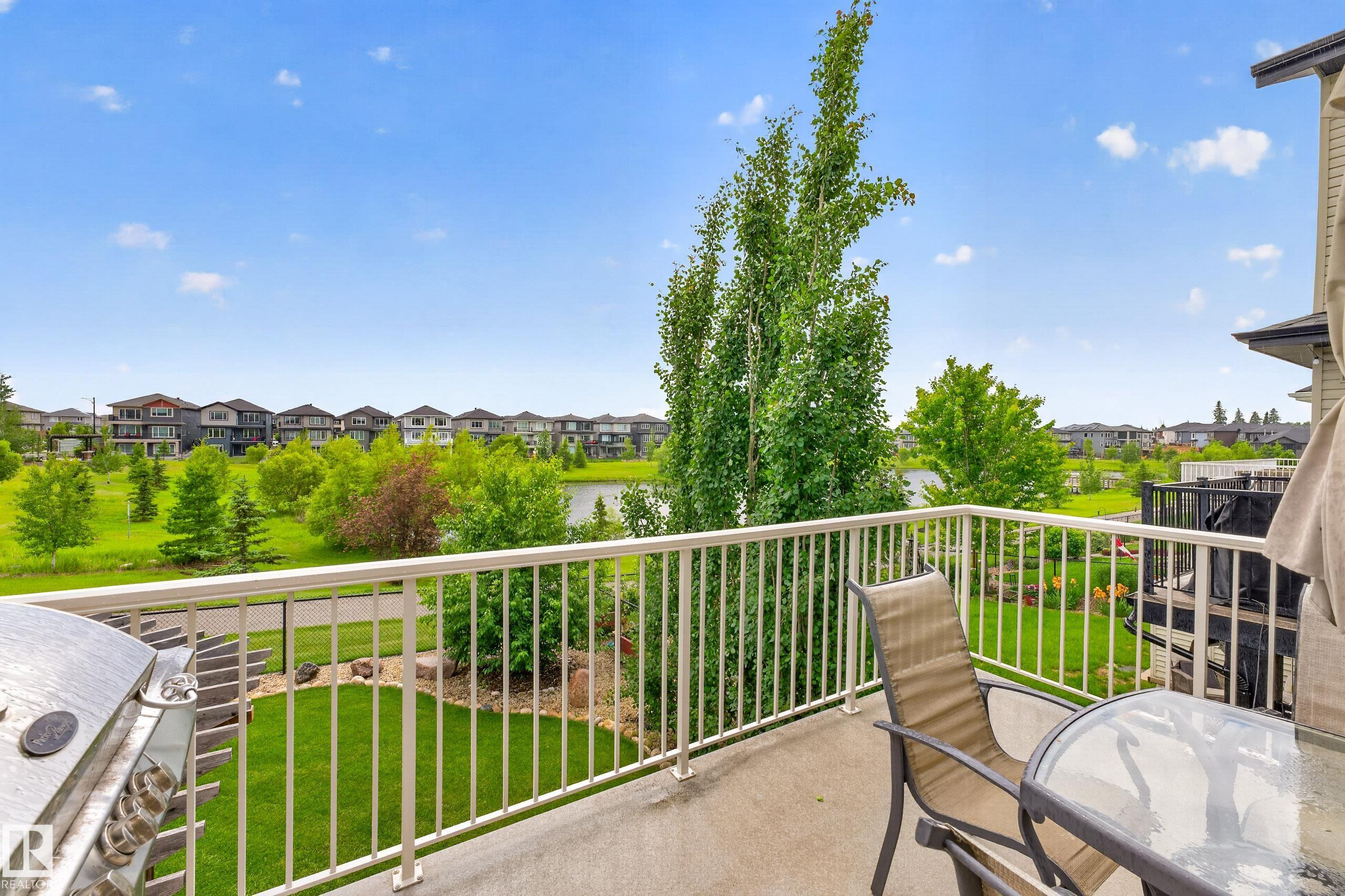 Photo 11 at 3803 48 Avenue, Forest Heights, Beaumont