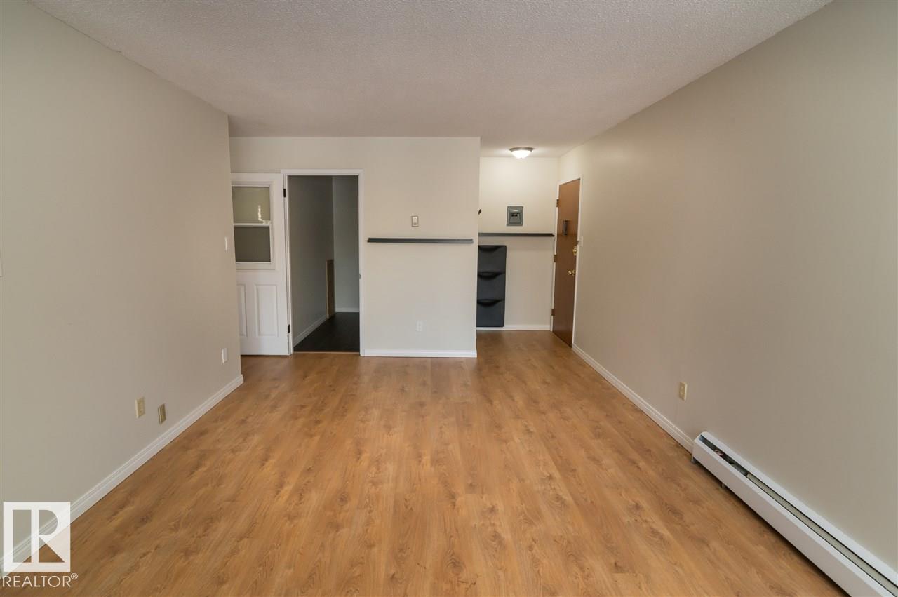 Photo 13 at 54 - 5615 105 Street NW, Pleasantview, Edmonton