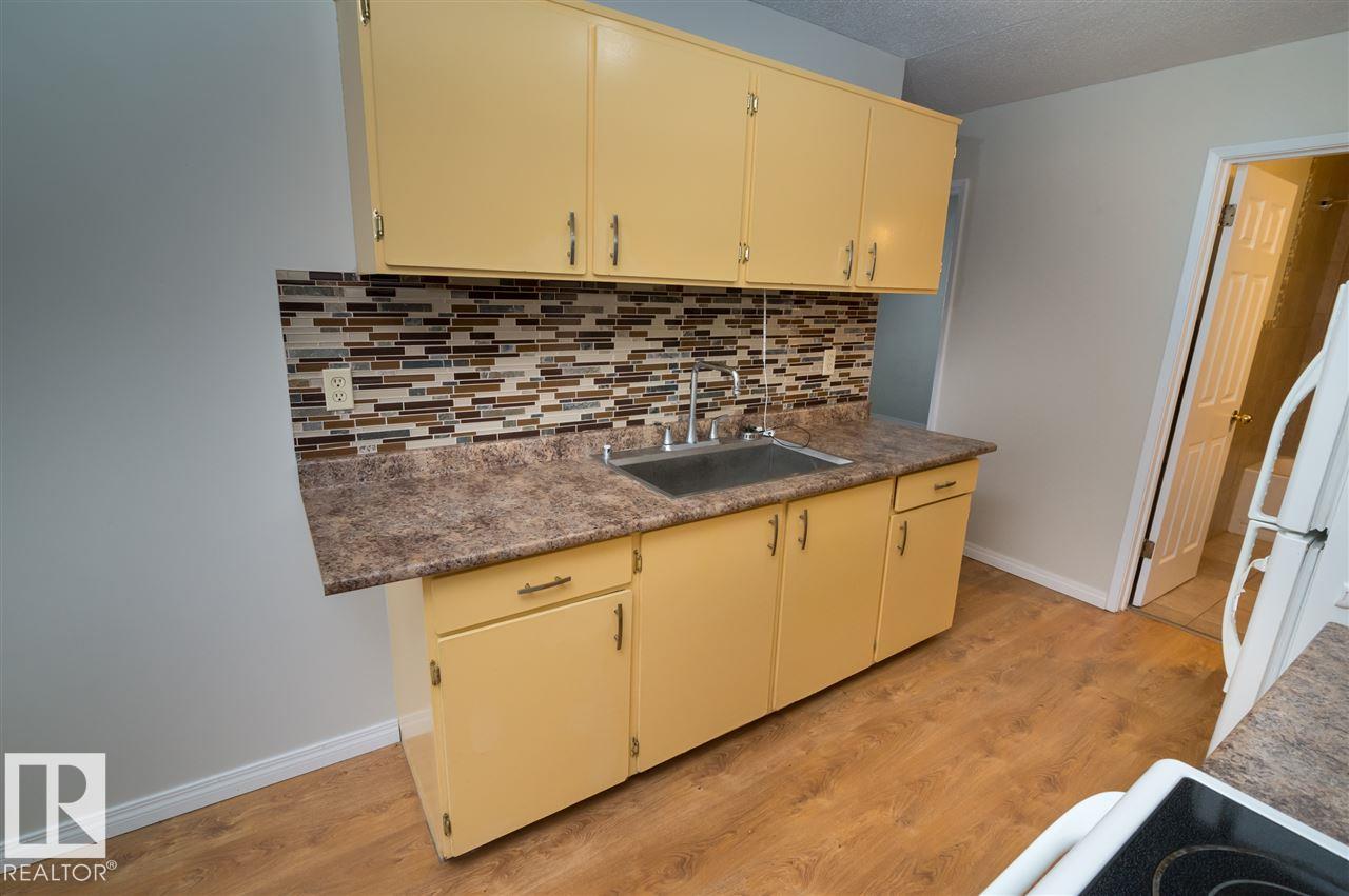 Photo 7 at 54 - 5615 105 Street NW, Pleasantview, Edmonton